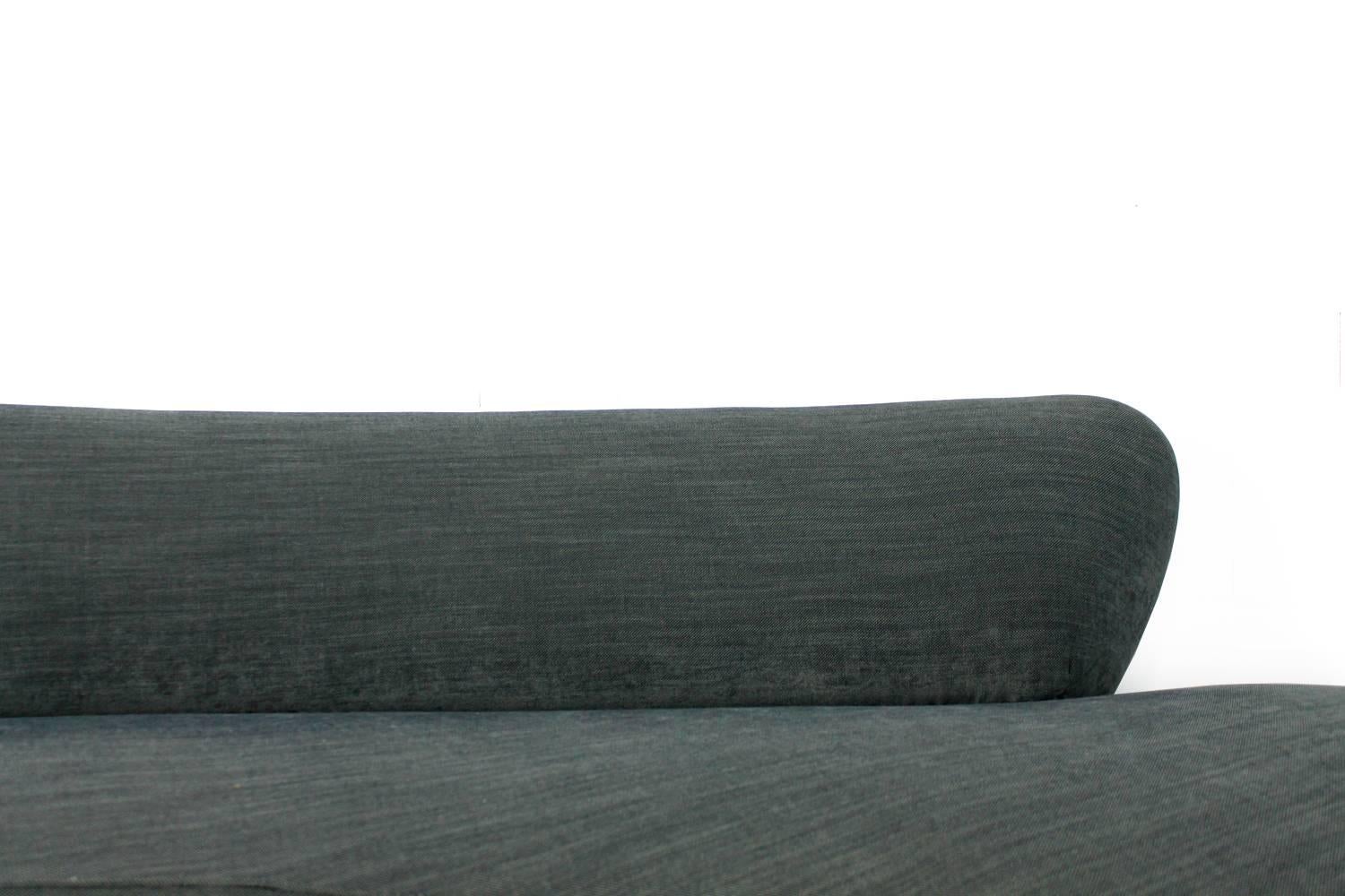 Exclusive & Large Vladimir Kagan Serpentine Sofa for Directional 1970s 1