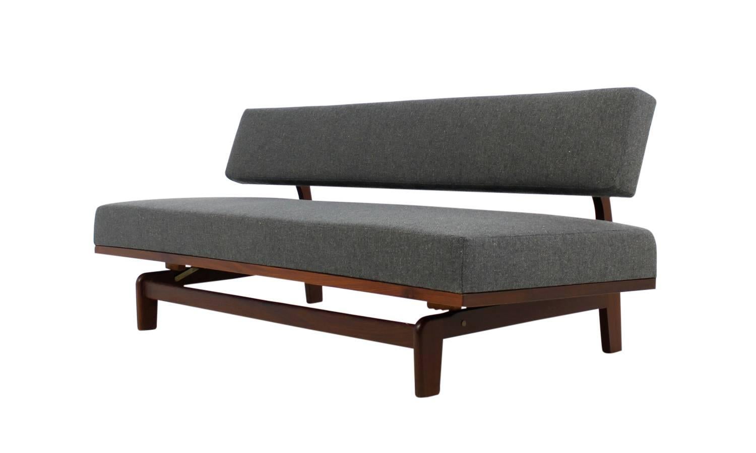Extendable 1960s Daybed by Hans Bellmann Mod. 470 for Wilkhahn Germany Teak Sofa In Excellent Condition In Hamminkeln, DE