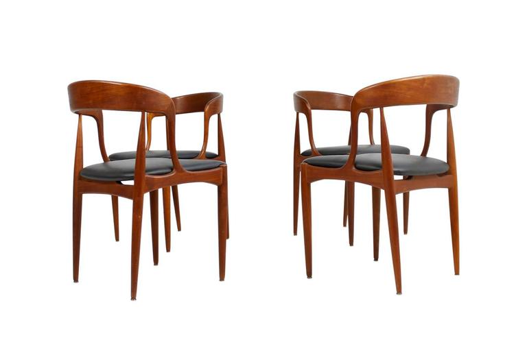 Set Of Four Danish Modern Teak And Leather Dining Chairs By Johannes Dining Chairs By Johannes Andersen For Beautiful Set Dark Brown Real Leather Upholstery Very Good Teak Base Great Design