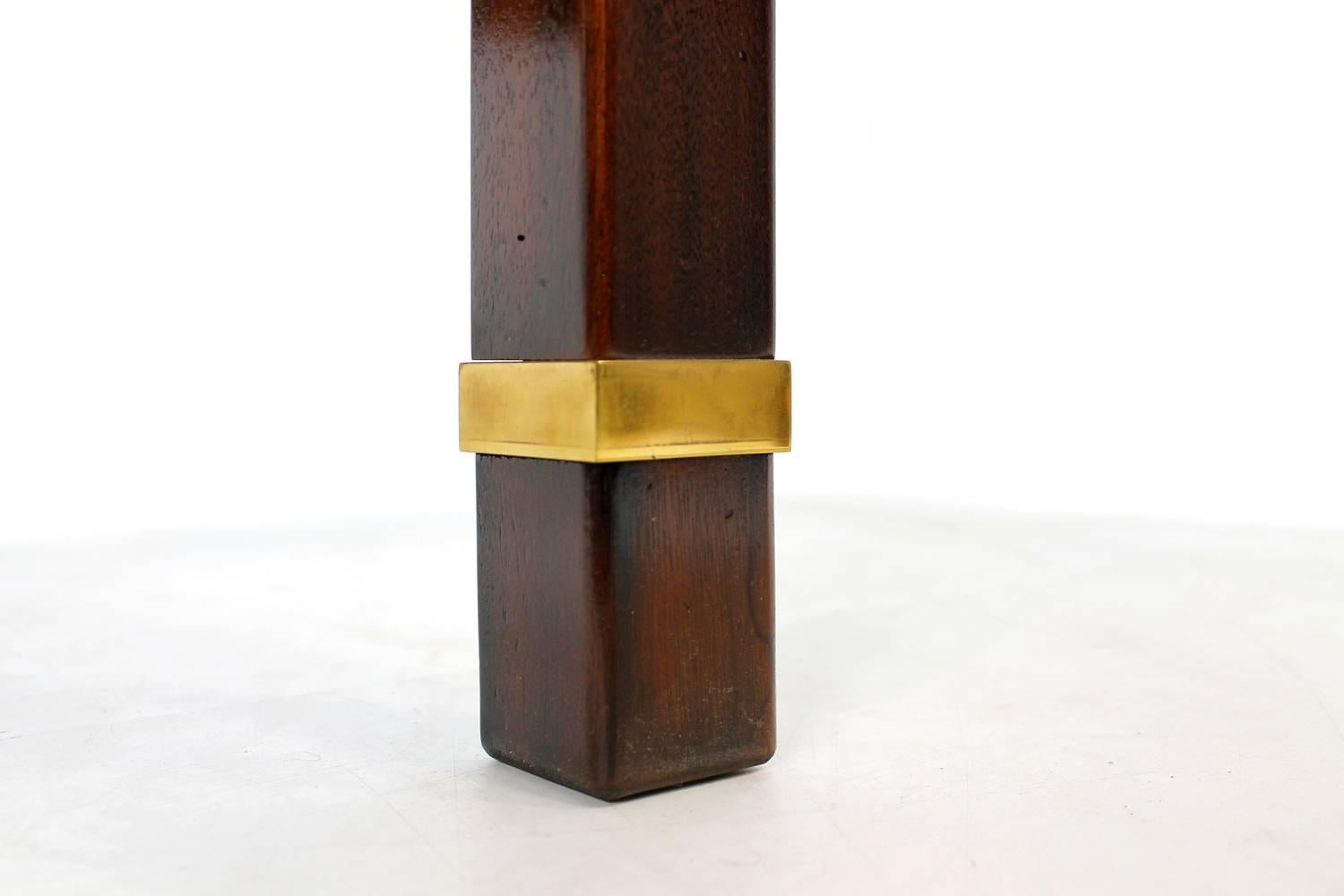 Beautiful Set of Three 1960s Mahogany Coffee and Side Tables Brass and Glass For Sale 3