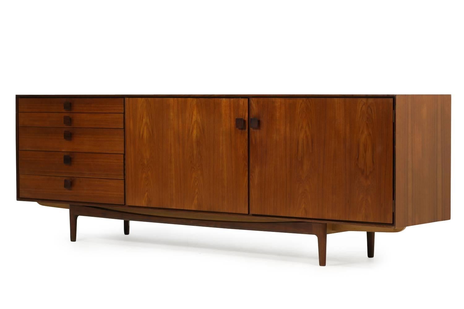 Large 1960s Ib Kofod-Larsen Teak Sideboard Mid-Century Modern Design (Teakholz)