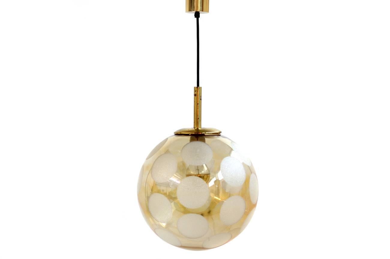 Mid-Century Modern Fantastic 1970s Brass and Glass Globe Pendant Lamp For Sale