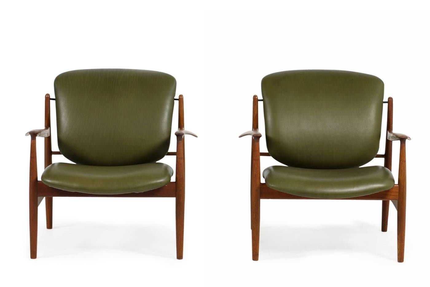 Danish Amazing Pair of 1950s Finn Juhl Lounge Easy Chairs Mod. FD 136 Teak and Leather