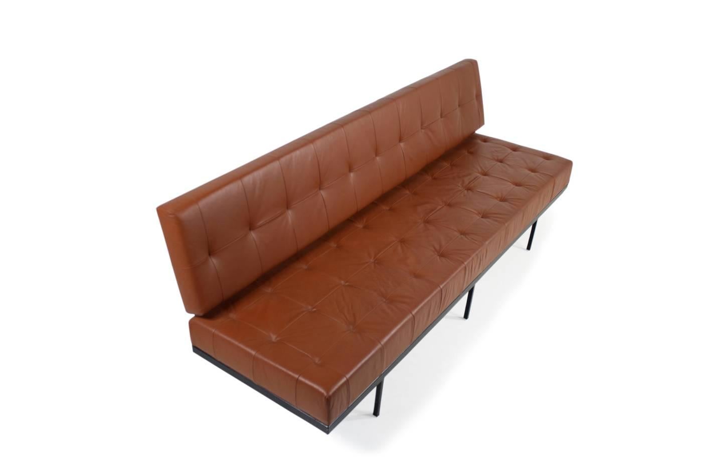 Mid-20th Century Beautiful 1960s Florence Knoll Custom Daybed Sofa Cognac Leather, Mid-Century
