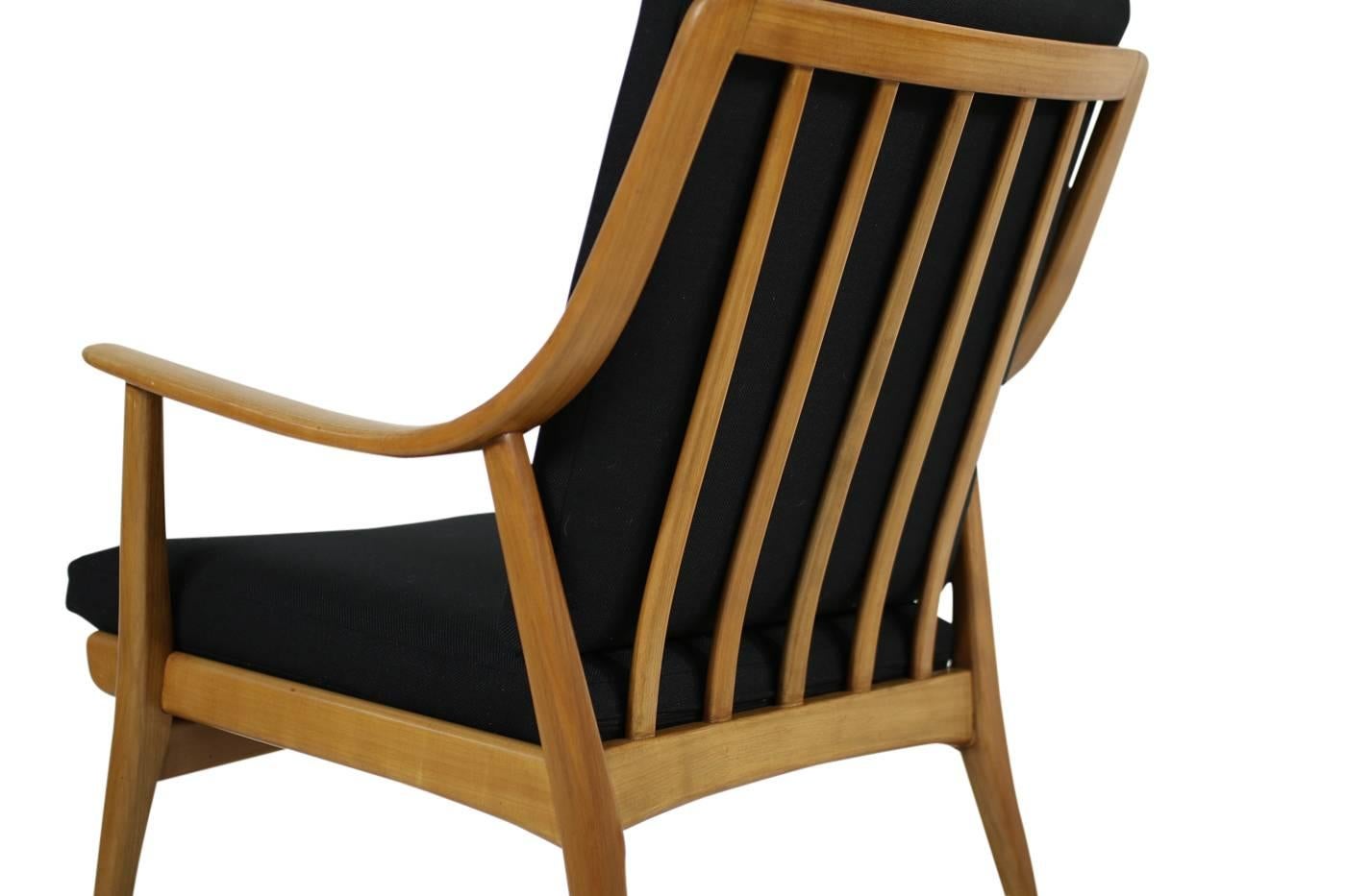 Very Rare Pair of 1950s Mid-Century Modern Beechwood Easy Lounge Chairs 2