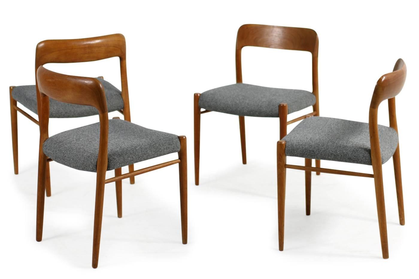 Fantastic Set of Four Niels Moller Teak Dining Chairs Model 75 Danish Modern In Excellent Condition In Hamminkeln, DE
