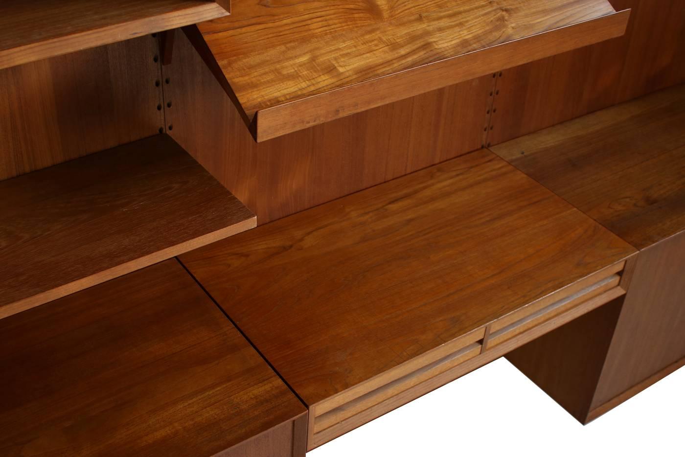 Mid-Century Modern Beautiful 1960s Poul Cadovius Danish Teak Wall Unit, Shelving System by CADO (d)