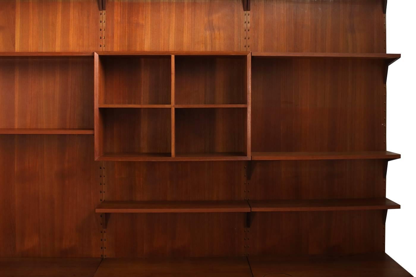 Mid-20th Century Beautiful 1960s Poul Cadovius Danish Teak Wall Unit, Shelving System by CADO (d)