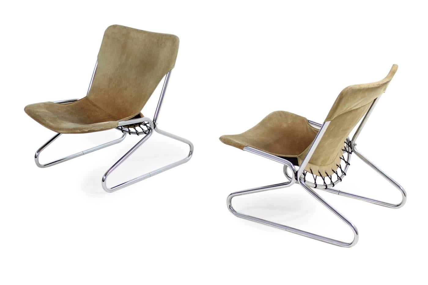 Beautiful pair of 1960s suede leather easy chairs, fantastic design, attrib. to Erik Magnussen, Scandinavian Modern design.
