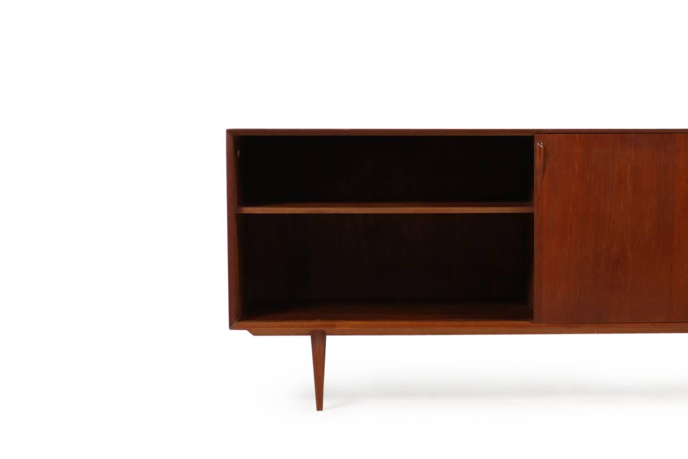 Mid-Century Modern 1960s, Teak Sideboard Herny Rosengren Hansen for Brande Mobler Danish Modern