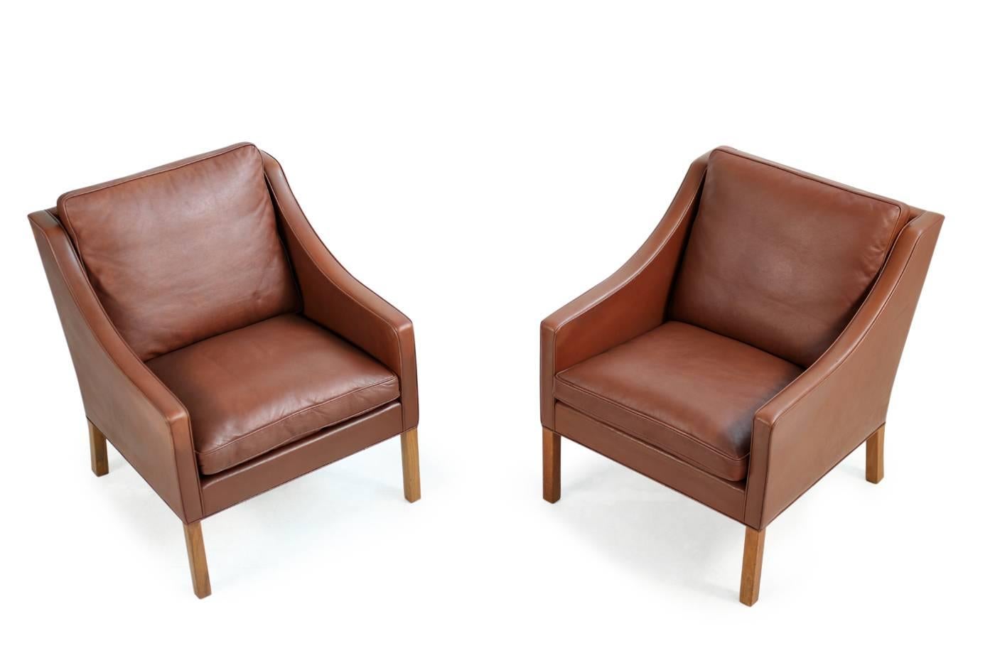 Danish Pair of 1960s Borge Mogensen Mod. 2207 Leather Lounge Chairs Fredericia, Denmark