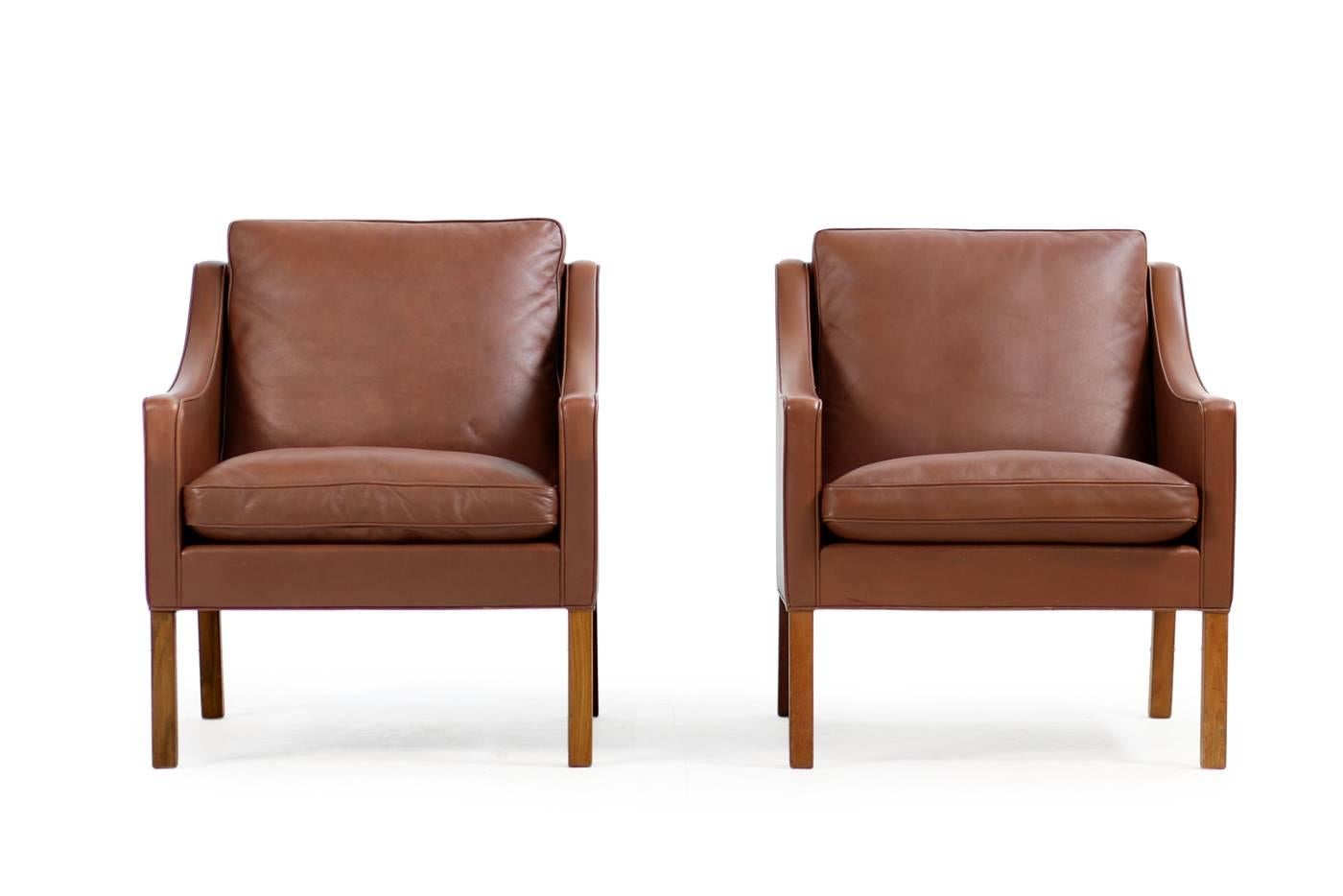 Mid-20th Century Pair of 1960s Borge Mogensen Mod. 2207 Leather Lounge Chairs Fredericia, Denmark