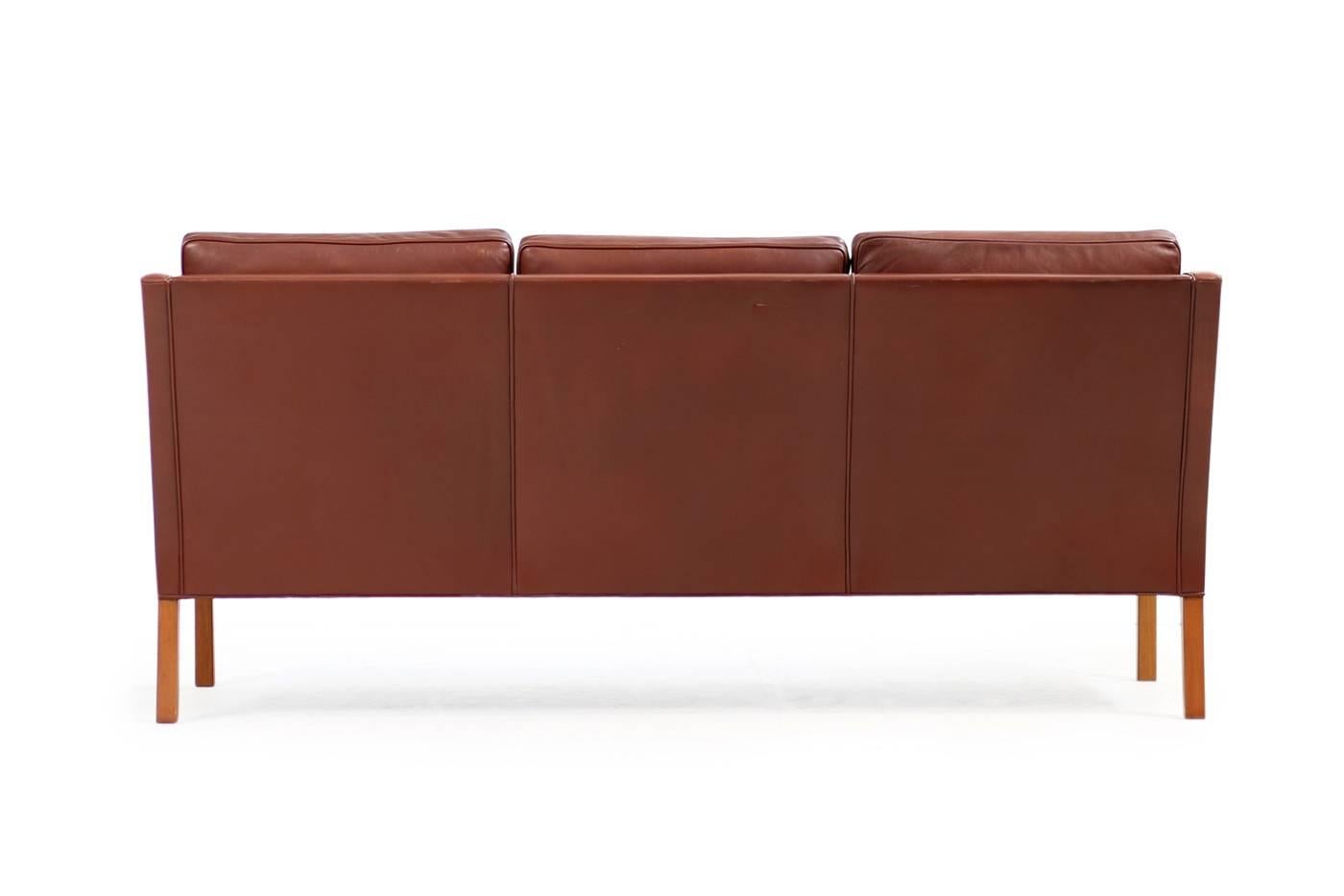 Mid-Century Modern 1960s Borge Mogensen Mod. 2209 Cognac Leather Lounge Sofa Fredericia, Denmark