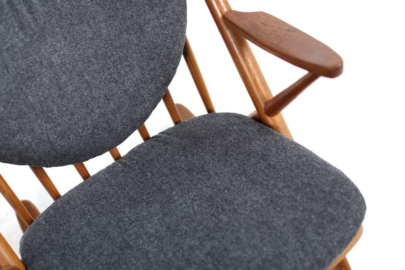 Beautiful 1960s Frank Reenskaug Bramin Rocking Chair Teak & Wool Danish Modern 4