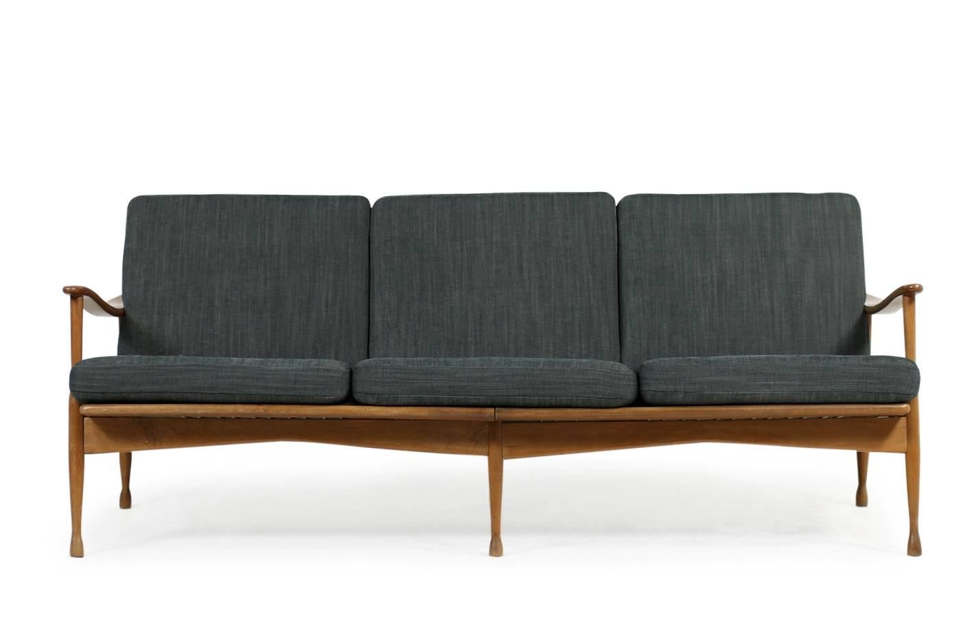 Mid-20th Century 1950s Italian Organic Lounge Sofa Beechwood Mid-Century Modern, New Upholstery For Sale