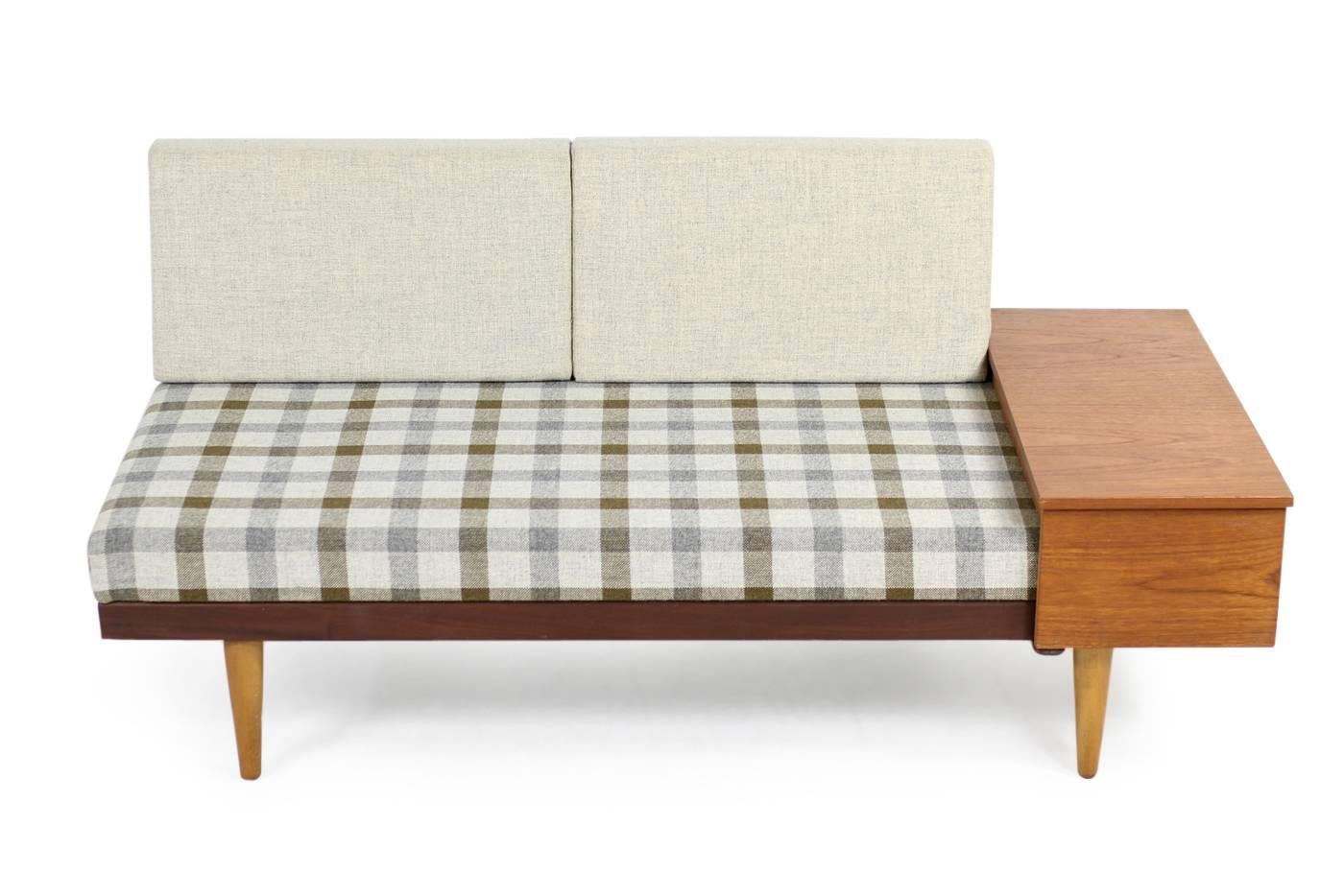 Mid-20th Century 1950s Norwegian Teak & Beechwood Extendable Daybed Svane Møbler Norway Sofa #2