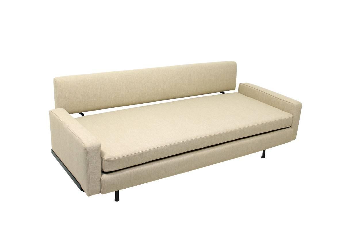 Mid-20th Century Florence Knoll Daybed Model 702 Midcentury Sofa, Metal Frame, 1958