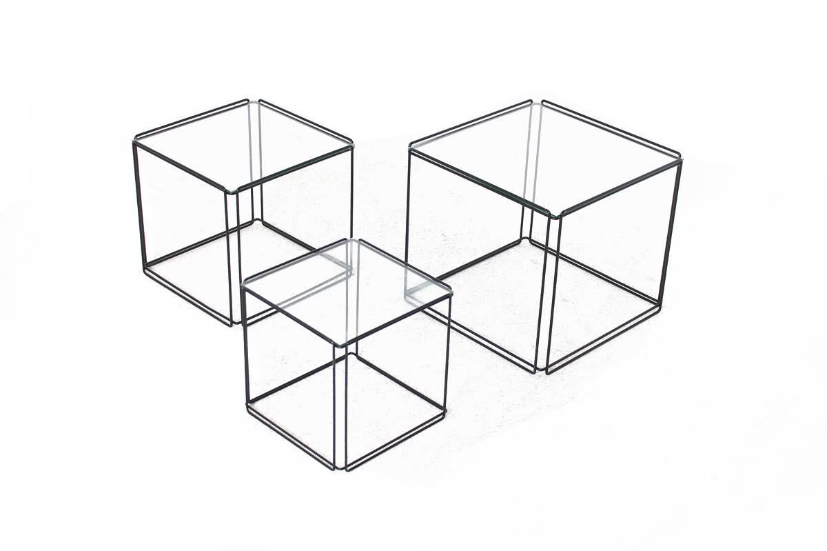 Set of Three Nesting Tables by Max Sauze France 1960s Metal and Glass Minimalist In Excellent Condition For Sale In Hamminkeln, DE