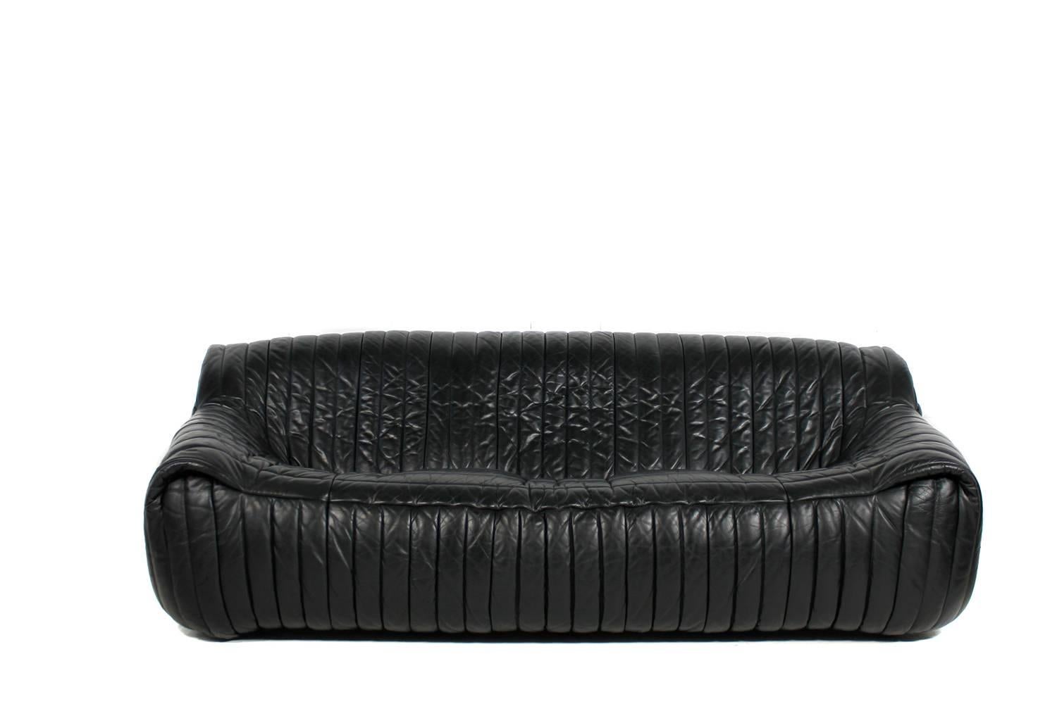 Exclusive and Organic 1970s Leather Sofa and Lounge Chairs by Cinna France  at 1stDibs