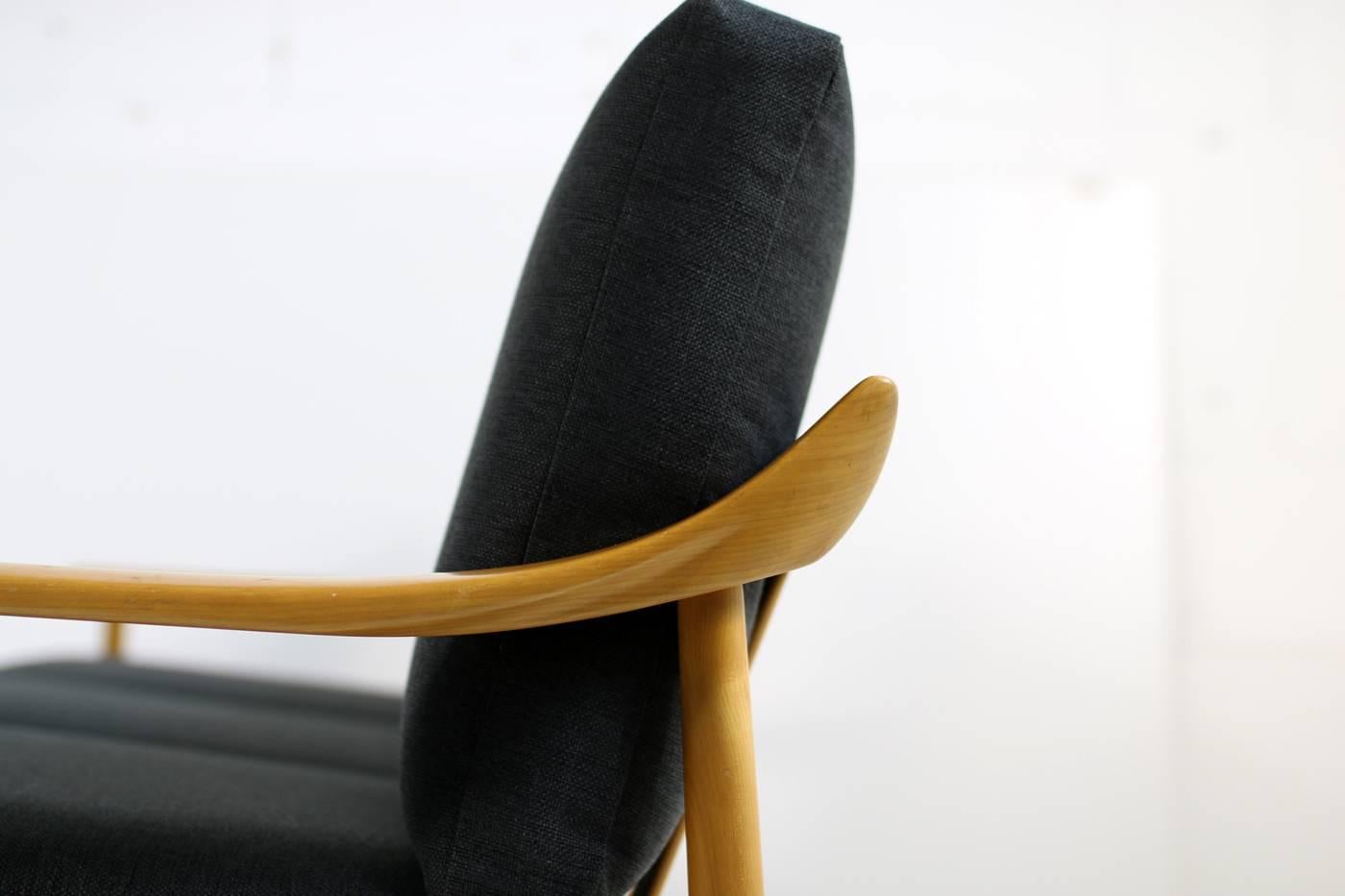 1950s Wilhelm Knoll Antimott Cherrywood Sofa Mid-Century Modern New Upholstery In Excellent Condition In Hamminkeln, DE