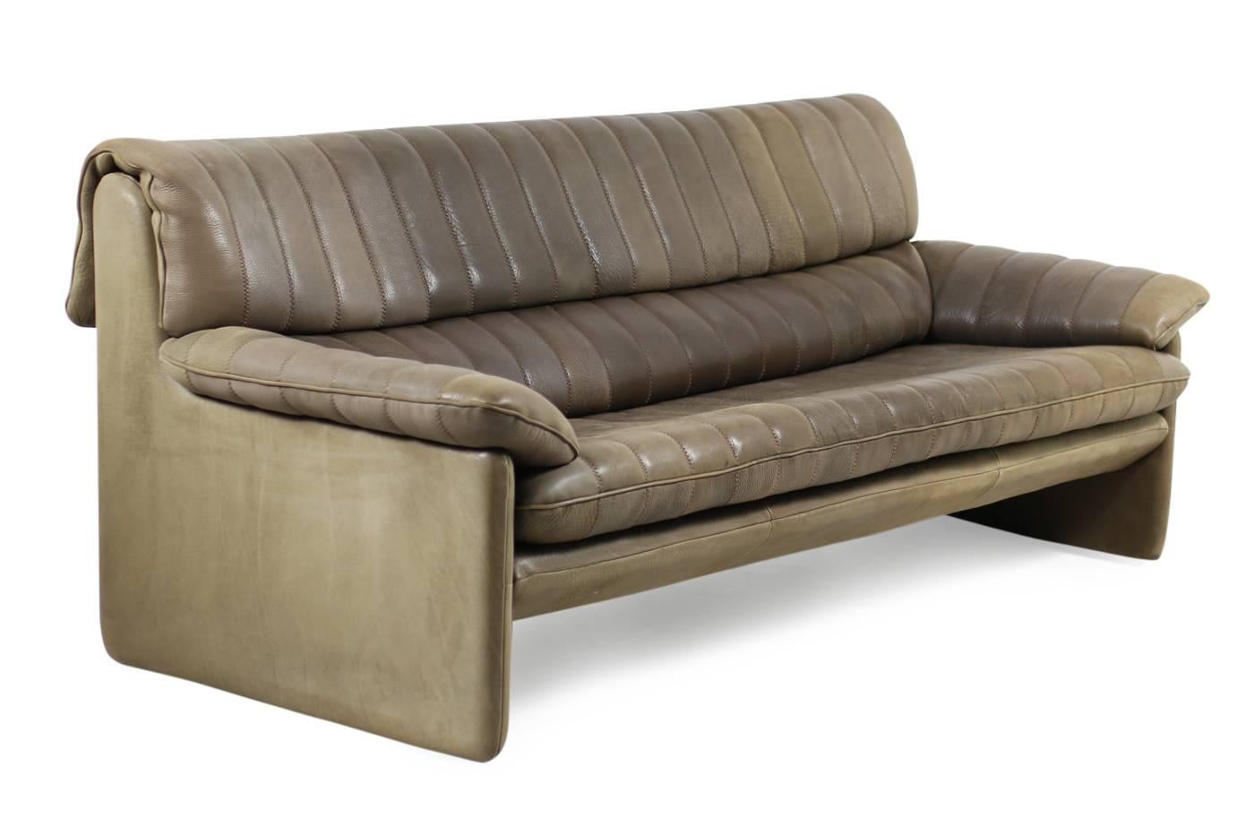 Modern 1970s De Sede DS 86 Vintage Thick Leather Sofa Set High Quality DS 85