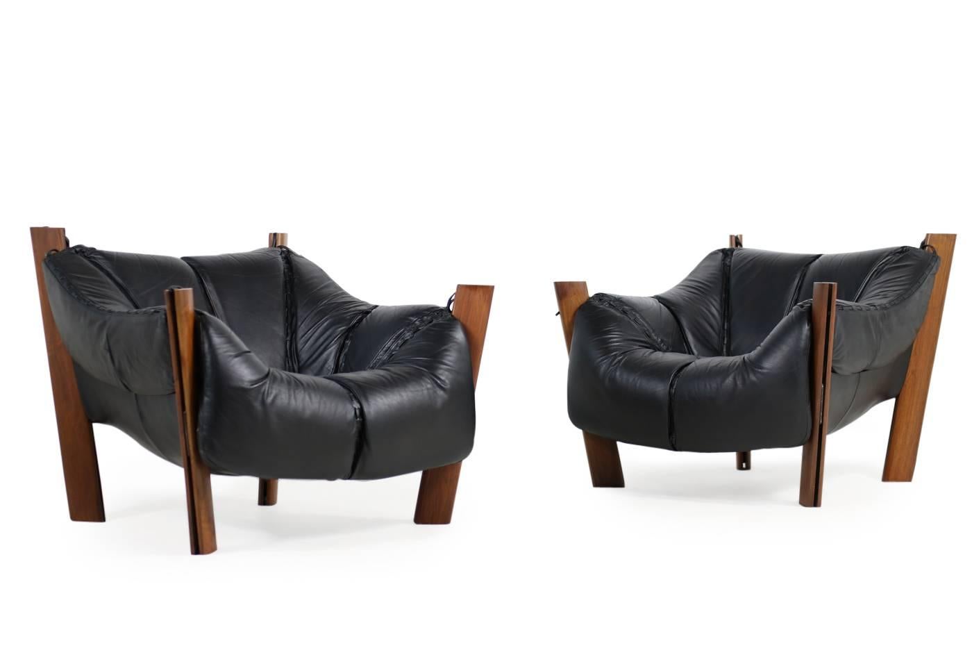 Brazilian 1970s Percival Lafer Lounge Chairs & Ottoman Jacaranda & Black Leather For Sale 2