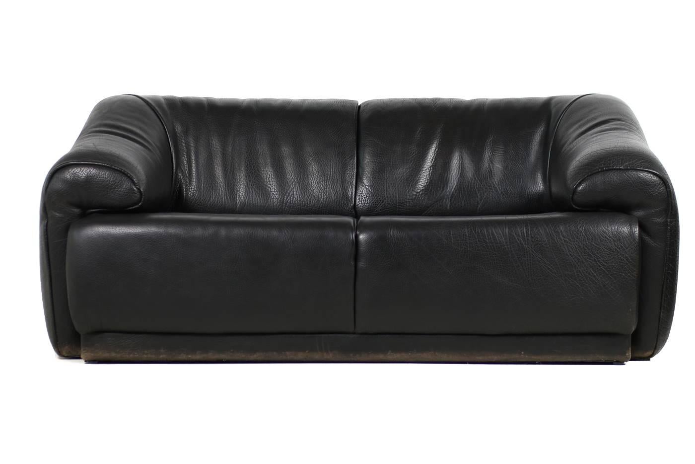 Modern Rare 1970s Organic Buffalo Leather Lounge Sofa Two-Seat in High Quality