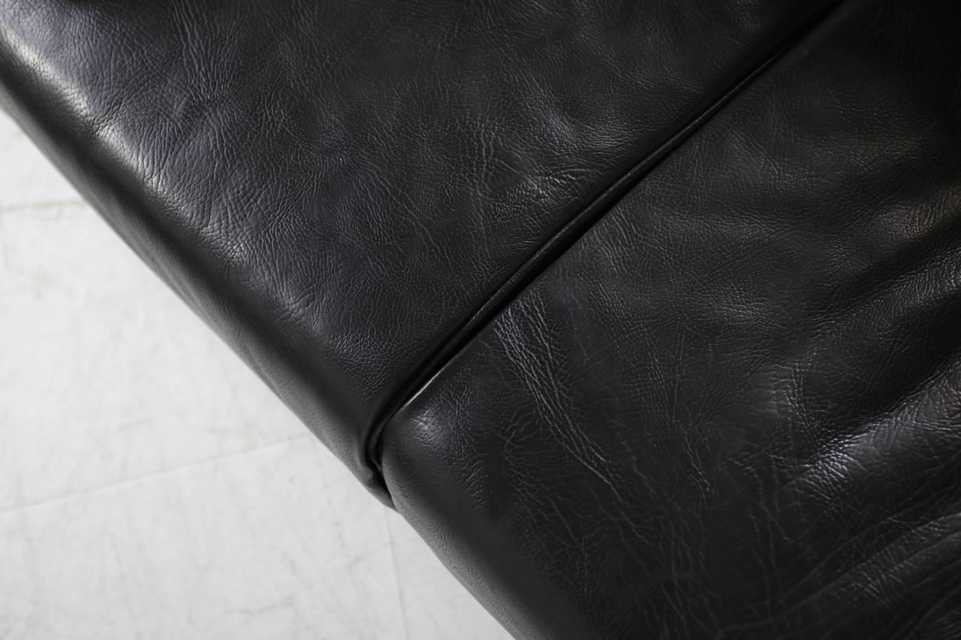 Late 20th Century Rare 1970s Organic Buffalo Leather Lounge Sofa Two-Seat in High Quality