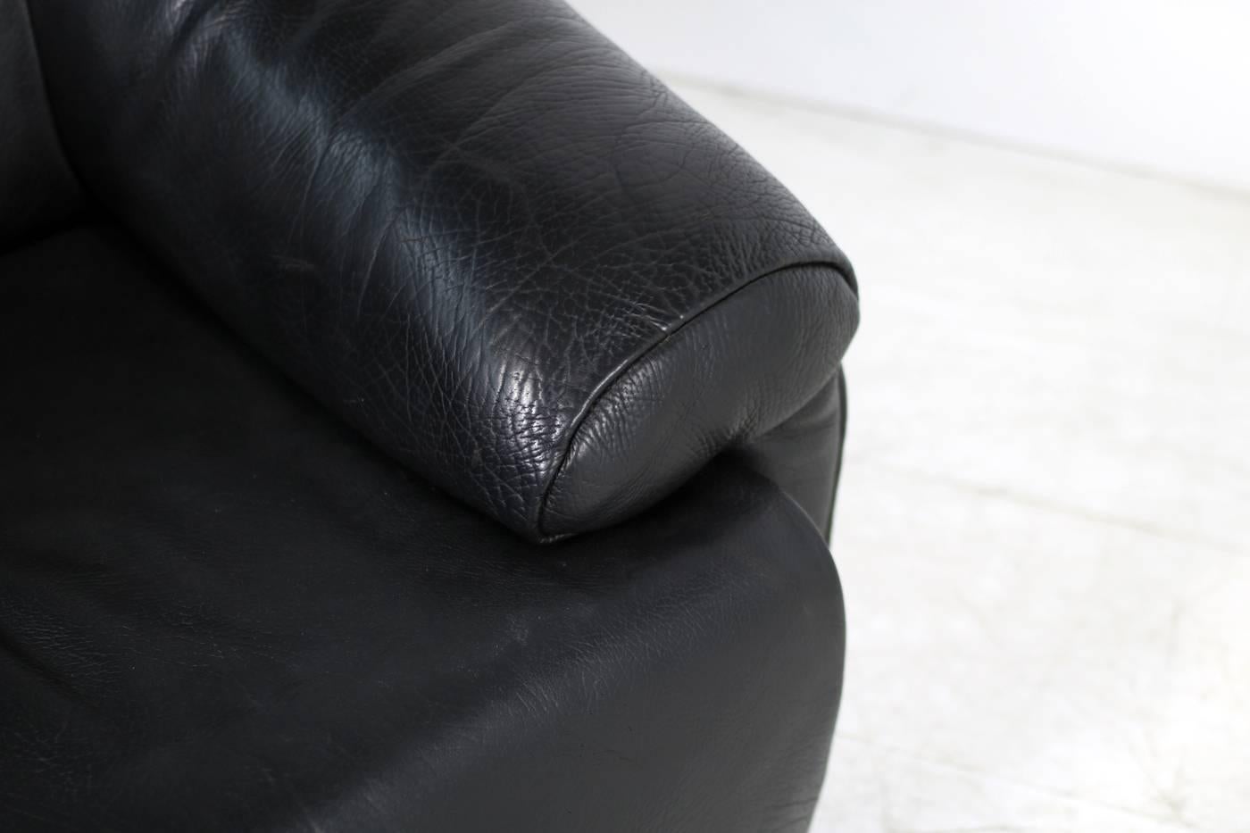 Late 20th Century Rare 1970s Organic Buffalo Leather Lounge Chair in High Quality, Black