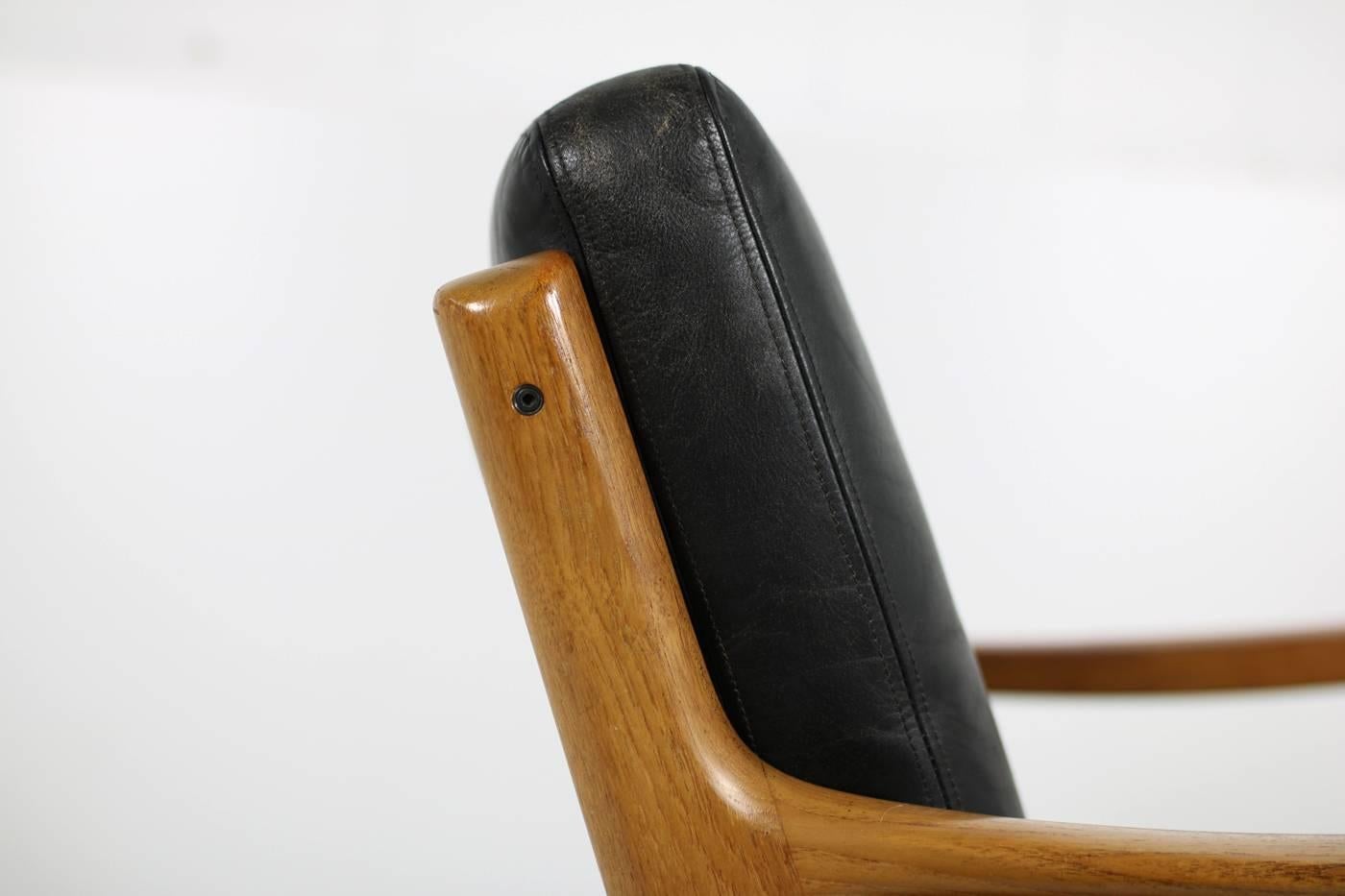 Mid-Century Modern Pair of 1960s, Danish Vintage Lounge Chairs Ole Wanscher Teak and Black Leather