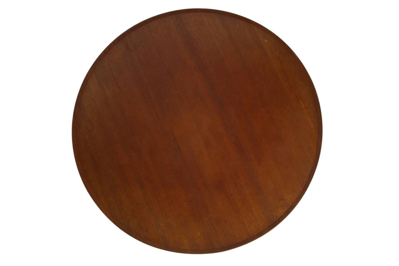1960s Danish Round Coffee Table by Ejner Larsen and Bender Madsen for Willy Beck 3