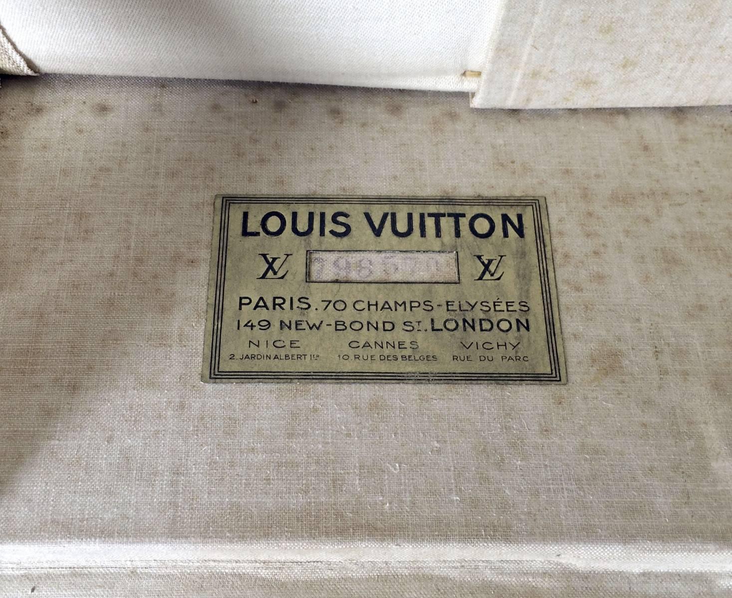 French 1930s Louis Vuitton Monogram Hat Trunk For Sale