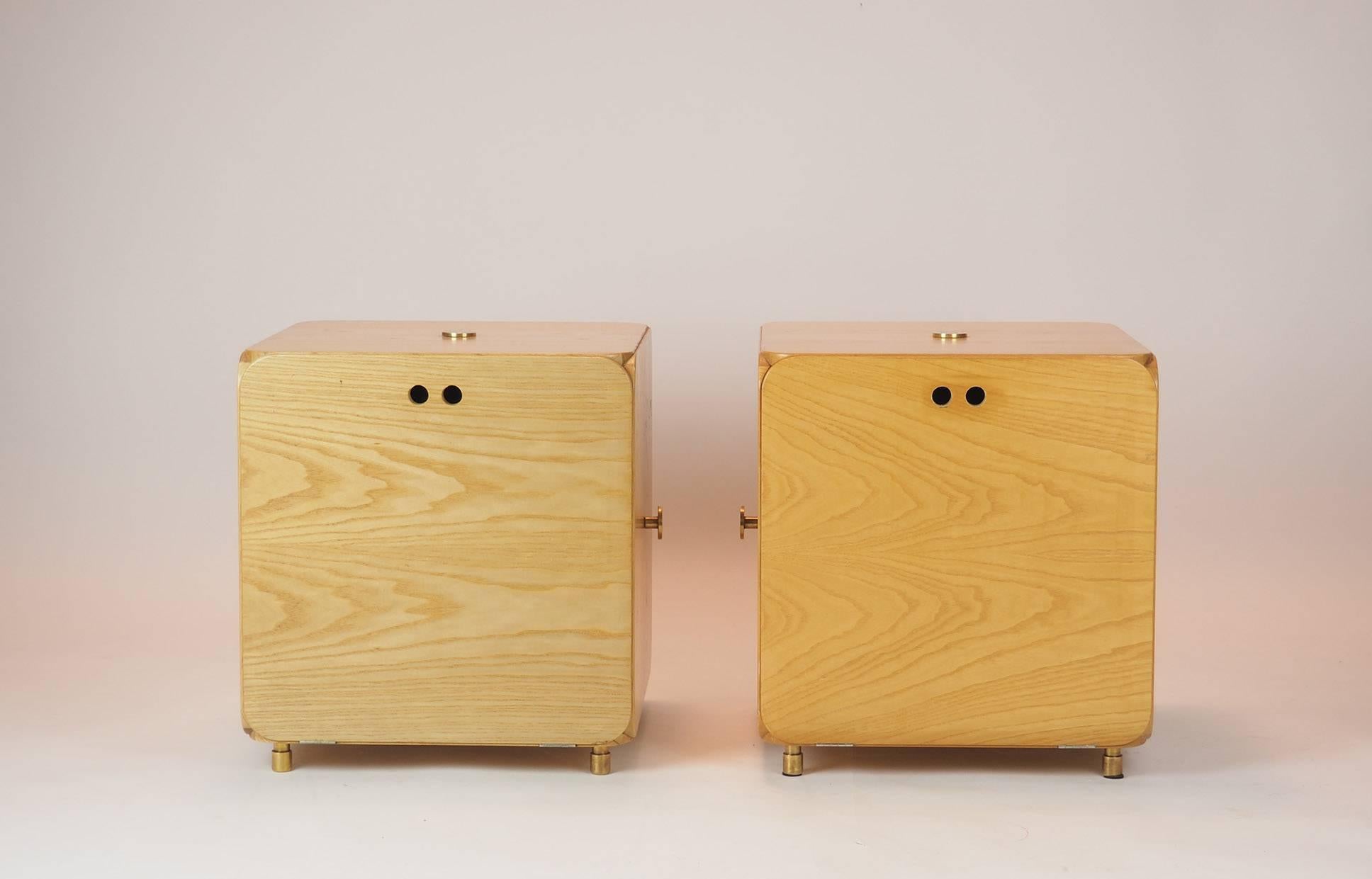 Turned Pair of  wood 'Cube' Cabinet  Nightstands Produced  in Italy by Maisa in  1969