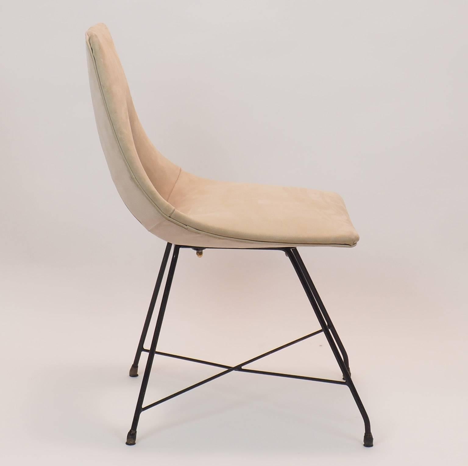 Mid-Century Modern Midcentury Suede Chair  Designed by Augusto Bozzi for Saporiti, Italy, 1950s