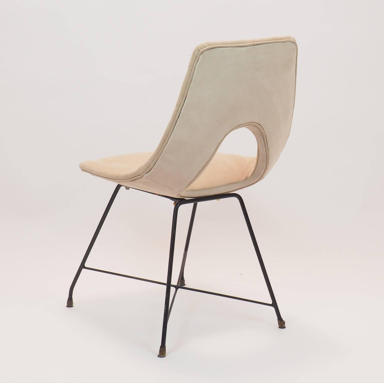 Italian Midcentury Suede Chair  Designed by Augusto Bozzi for Saporiti, Italy, 1950s