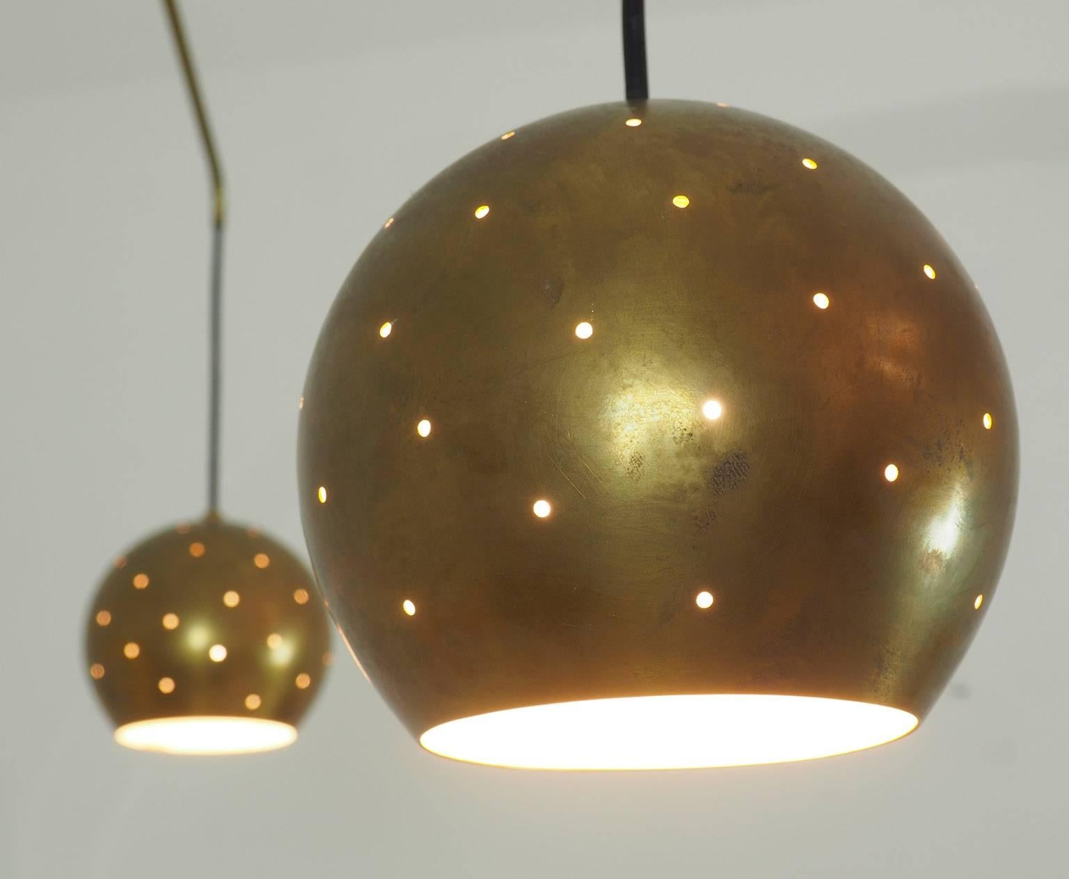 Lacquered Mobile Large Brass and Black Spheres Chandelier 