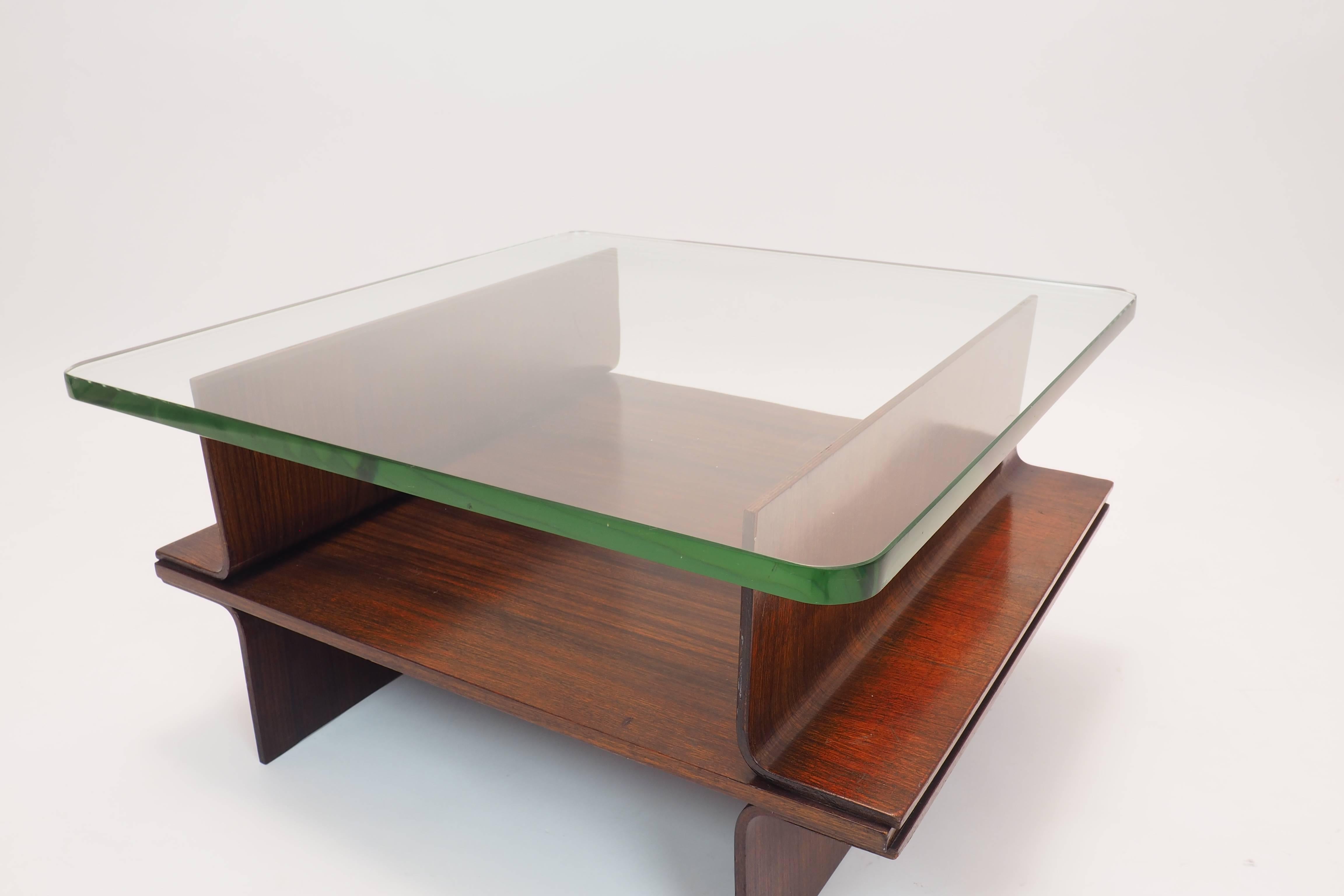 Mid-20th Century Italian Side Table with Original Thick Glass Top Manufatured by Cassina For Sale