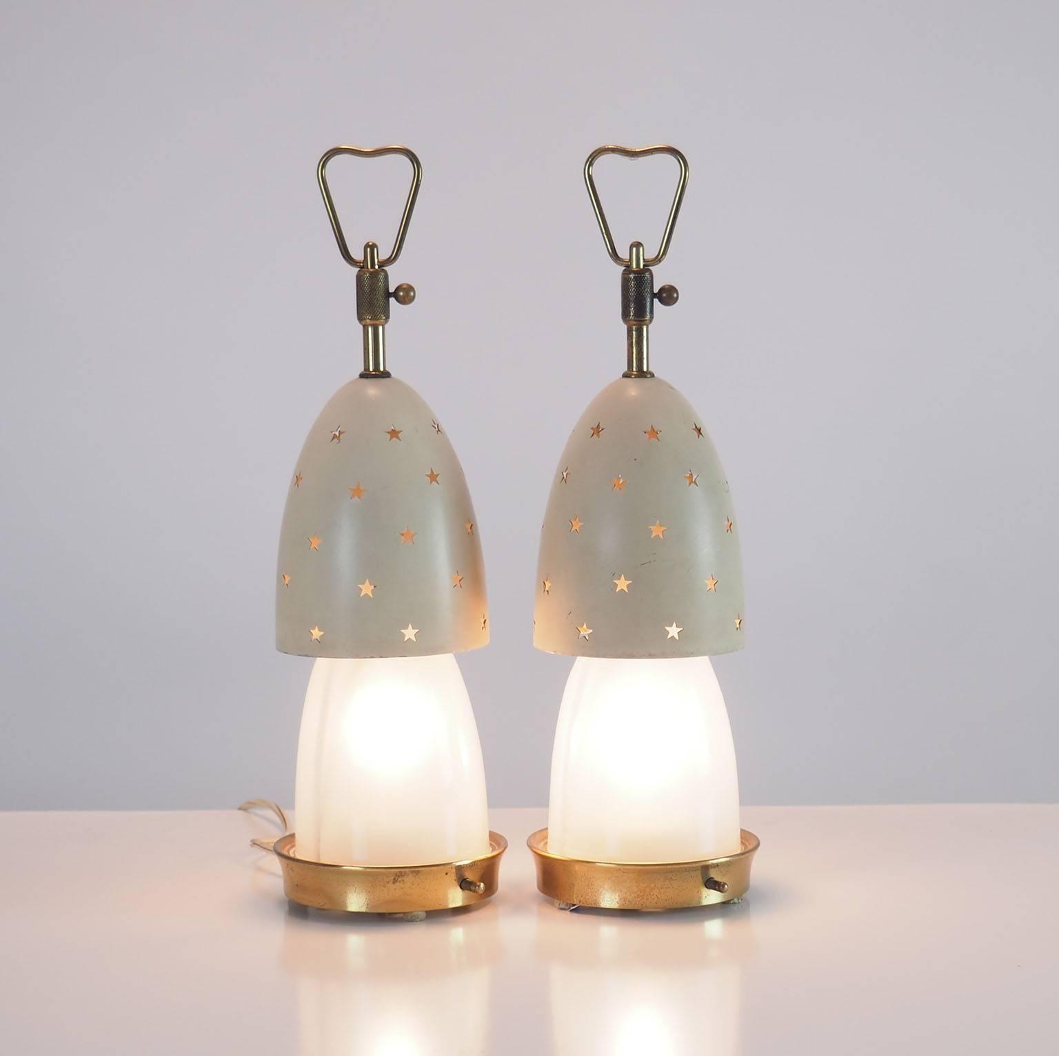 Mid-Century Modern Arredoluce Pair of Table Lamps 