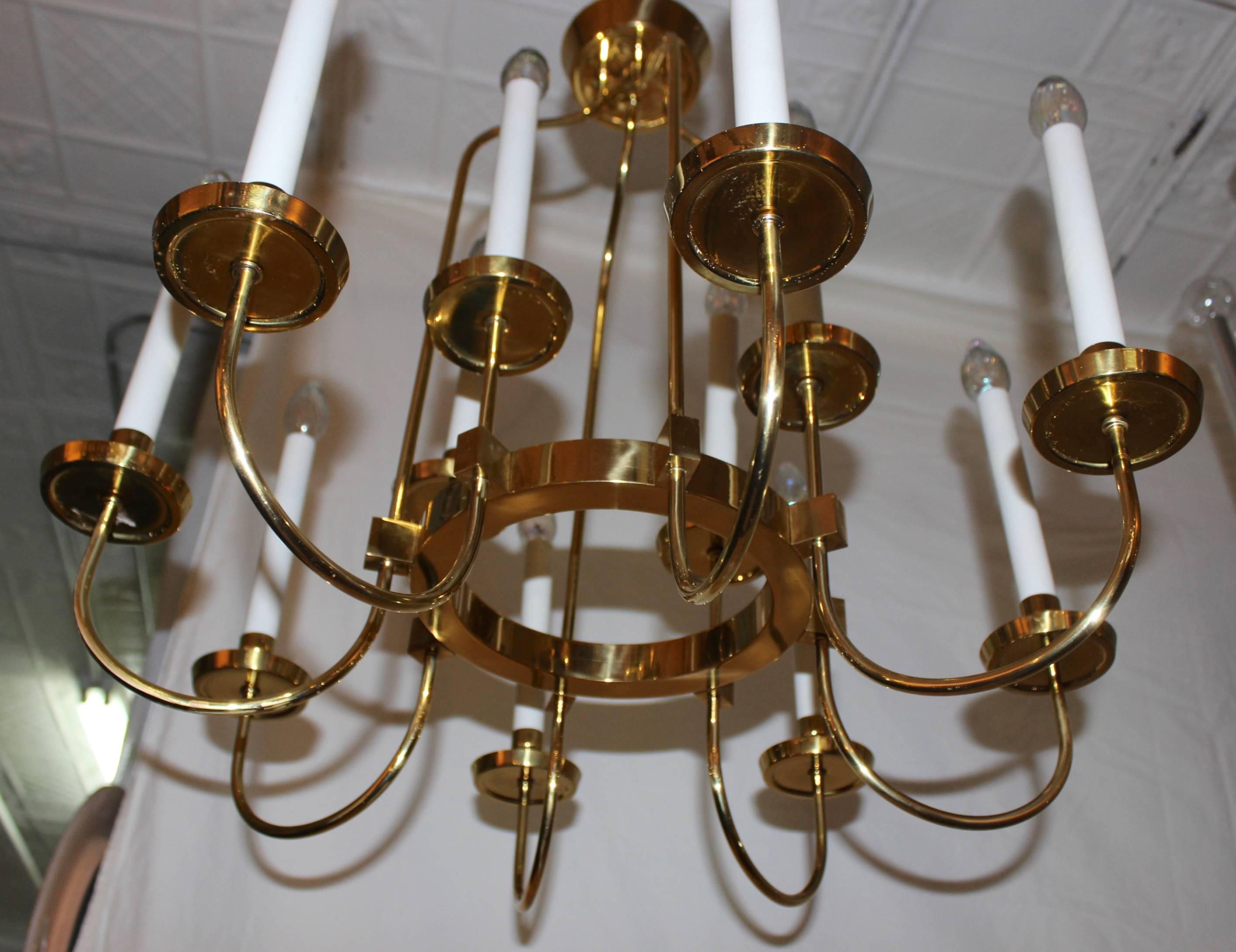 Mid-Century Modern Brass Chandelier In Good Condition In New York, NY