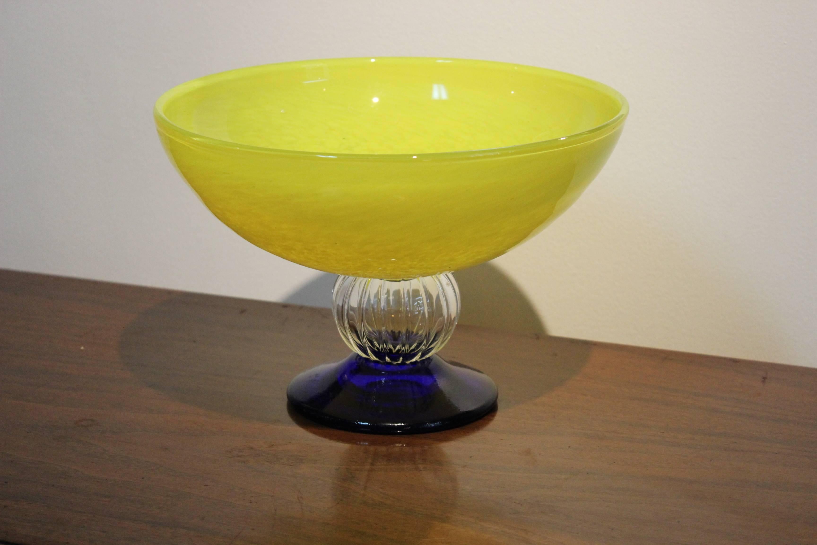 1980s Gunnel Sahlin for Kosta Boda decorative glass bowl, signed and numbered.