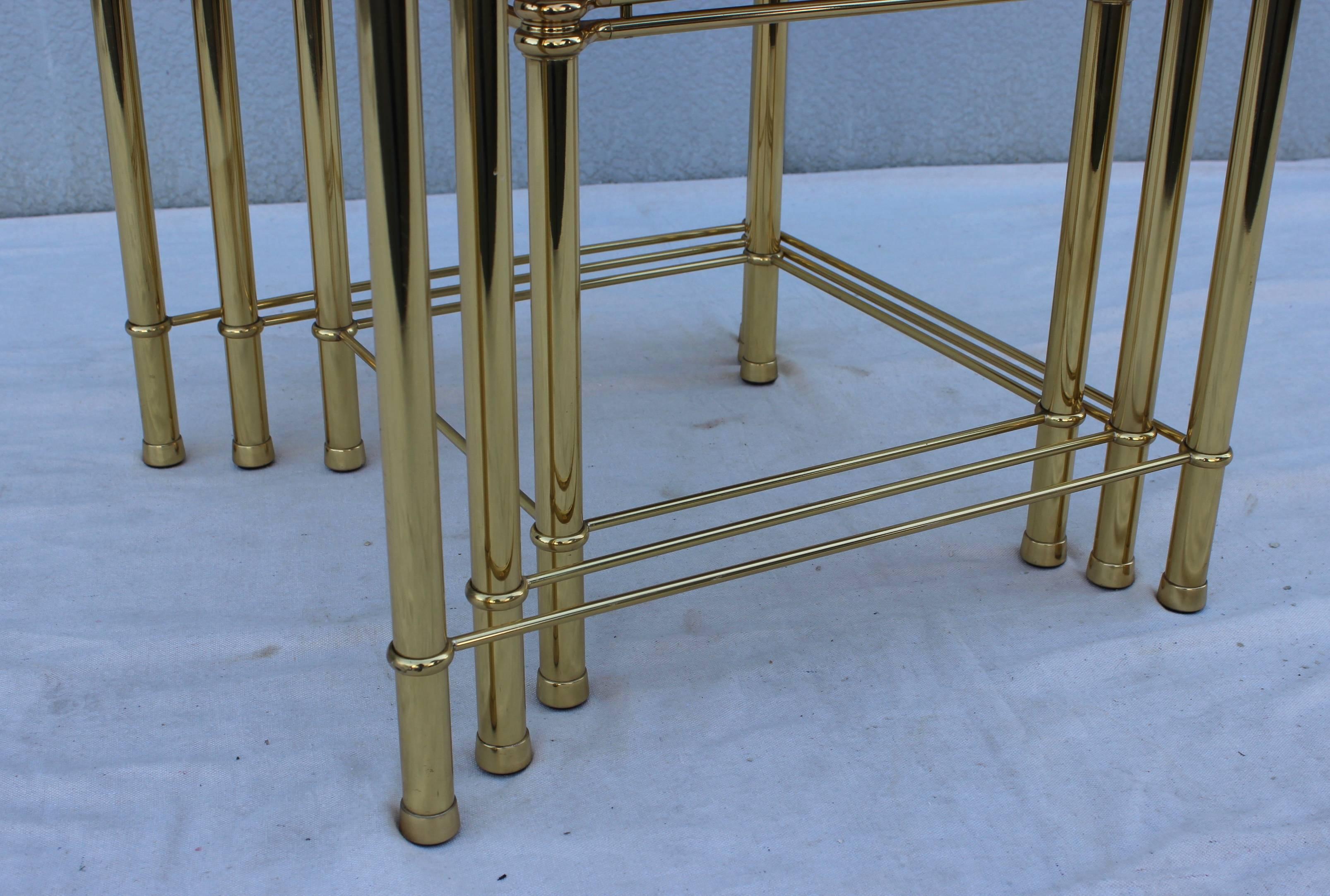 1960's Mid-Century Modern Italian Brass And Glass Nesting Tables For Sale 2