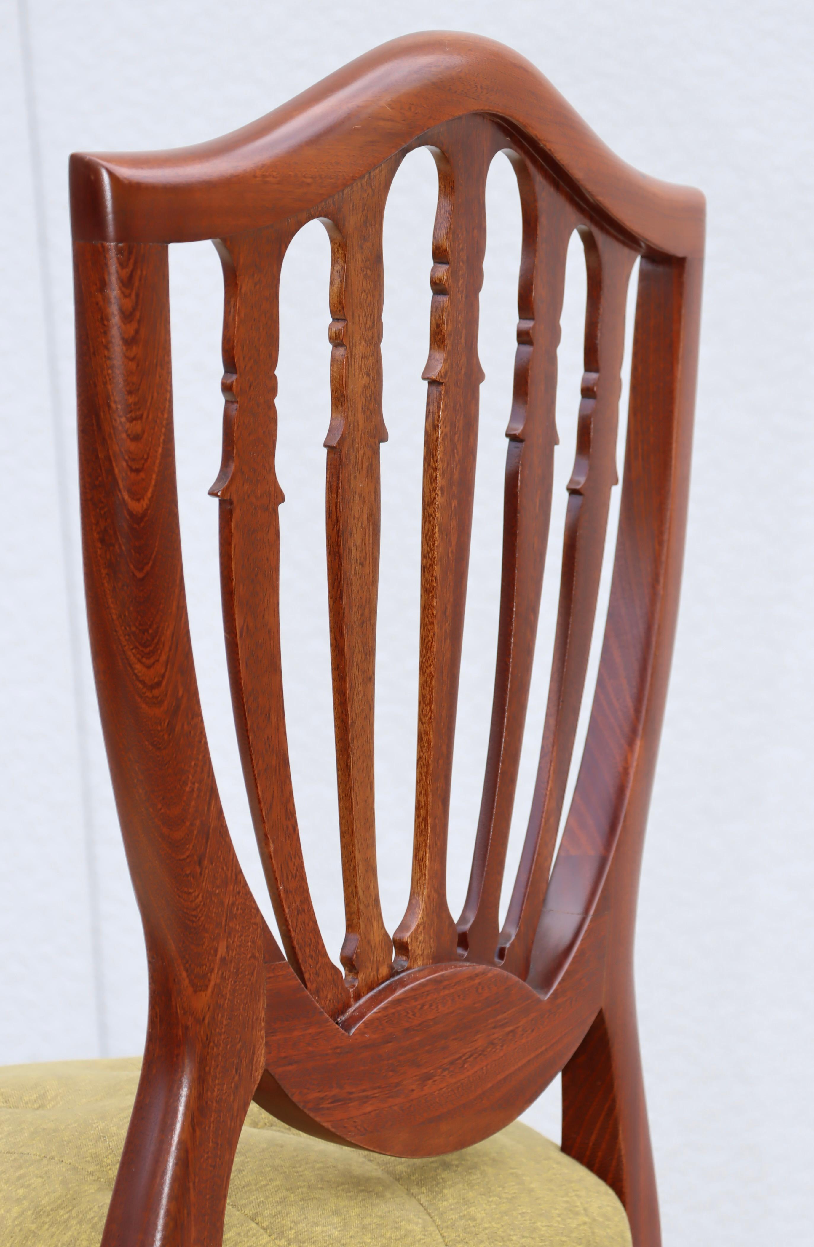 Chaises de salle à manger en acajou italien à dossier en coquille des années 1950, ensemble de 6 chaises en vente 11
