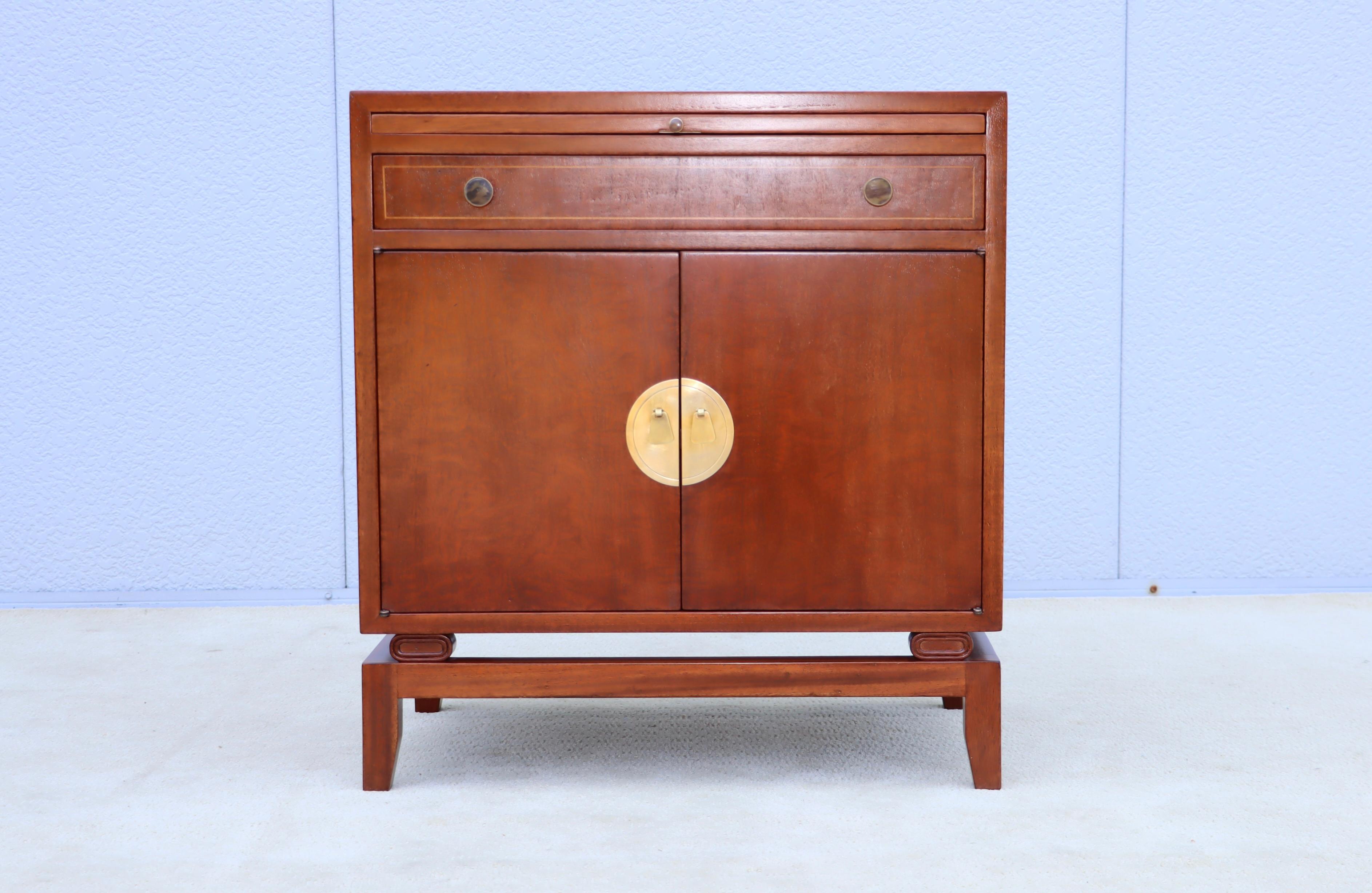 Rare Pair Of Tommi Parzinger For Charak Modern Mahogany And Brass Night Stands For Sale 6