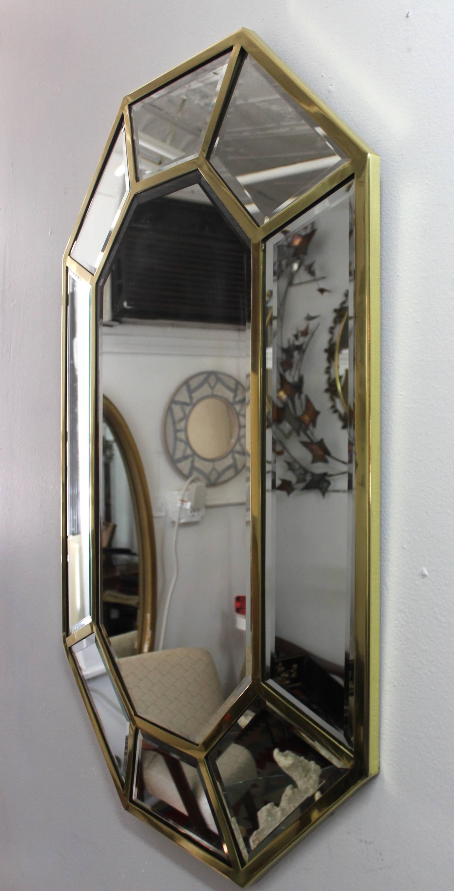 1970s Octagonal Brass Mirror In Good Condition In New York, NY