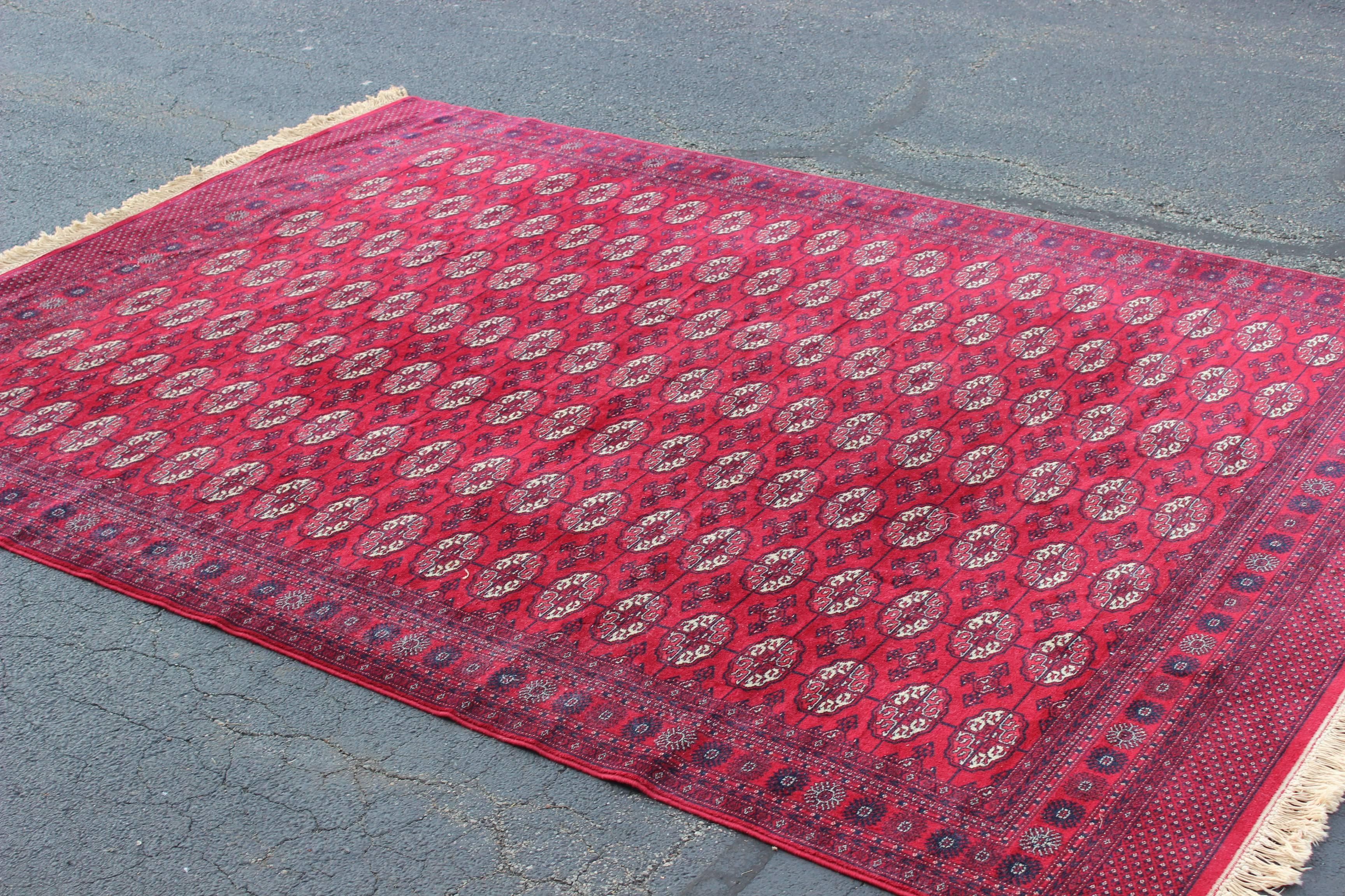 Stunning 1950s 100% wool large Moroccan rug.
