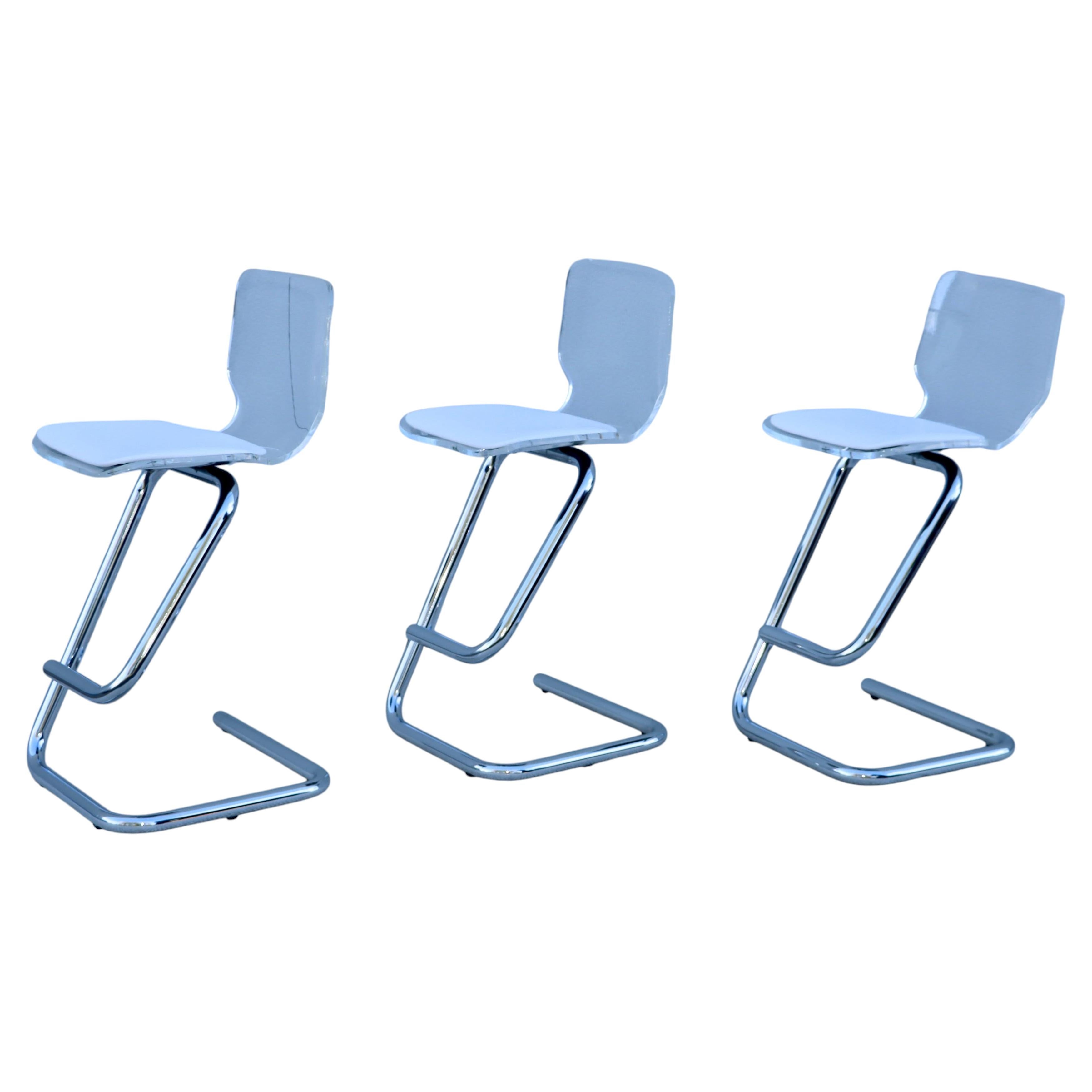 1970's Lucite And Chrome Bar Stools By Luigi Bardini For Sale