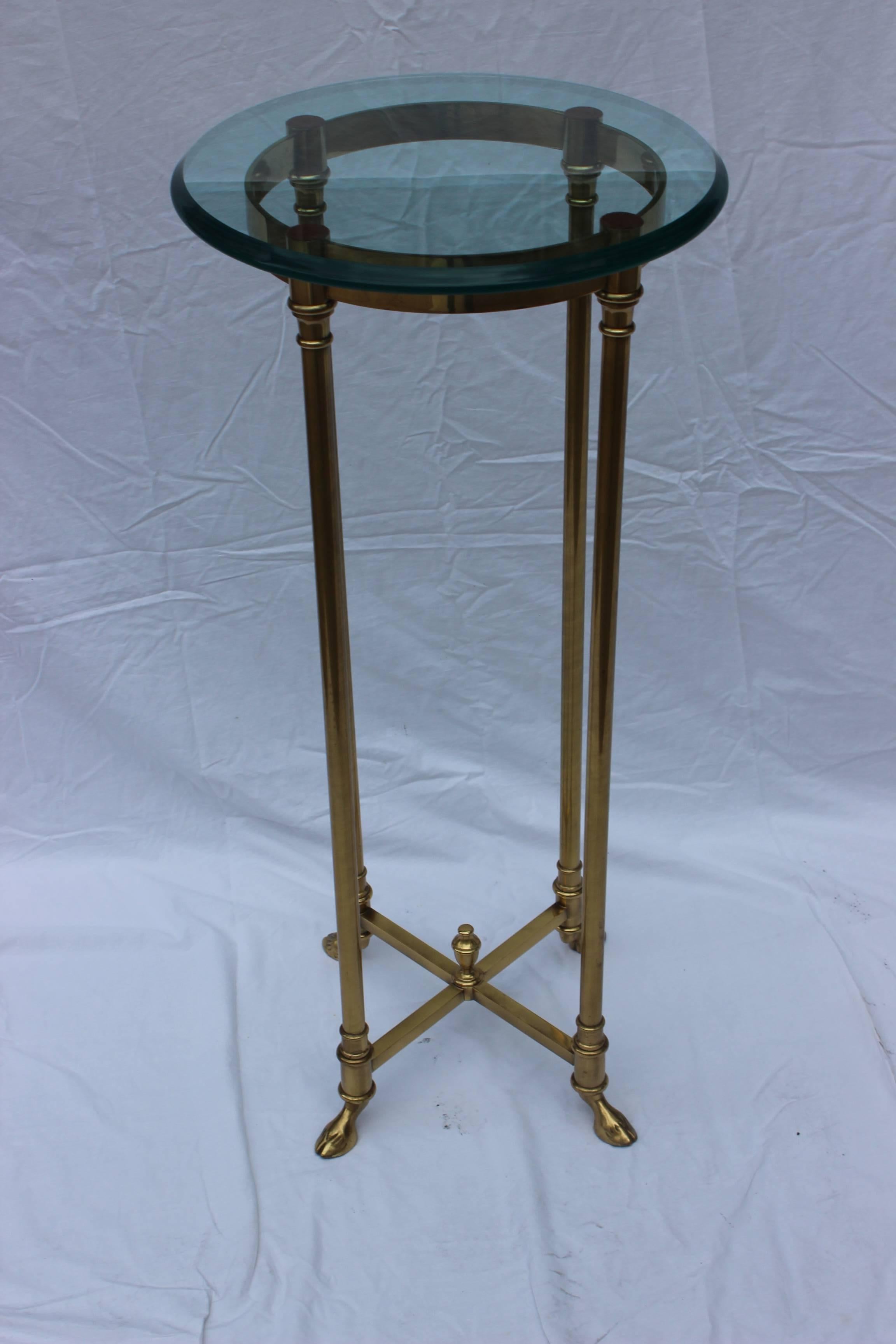 1960s hoof feet brass and glass Italian pedestal by La Barge.