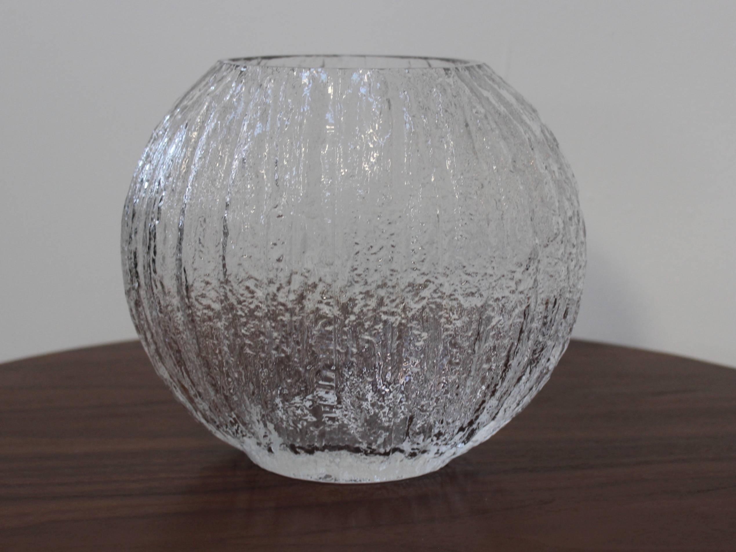 196s Timo Sarpaneva for Iitala finland glass vase 