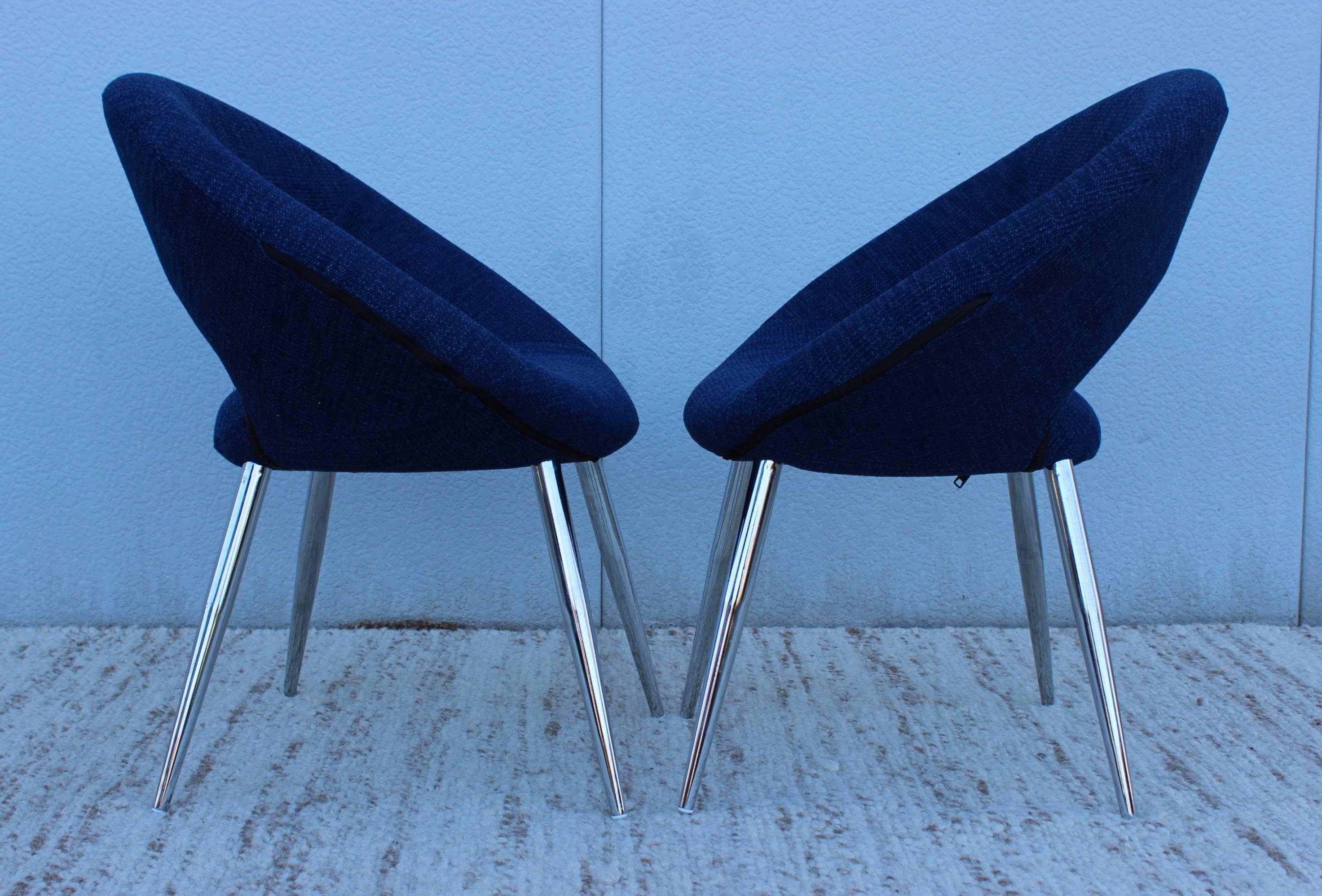 1970s French Chrome Saucer Chairs In Good Condition In New York, NY
