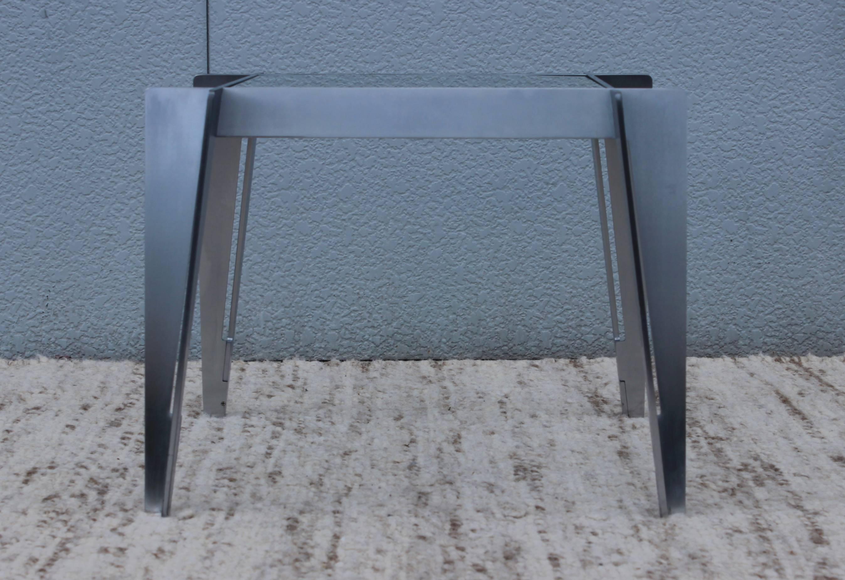 Mid-Century Modern 1970s Brushed Steel Interlocking Side Table For Sale